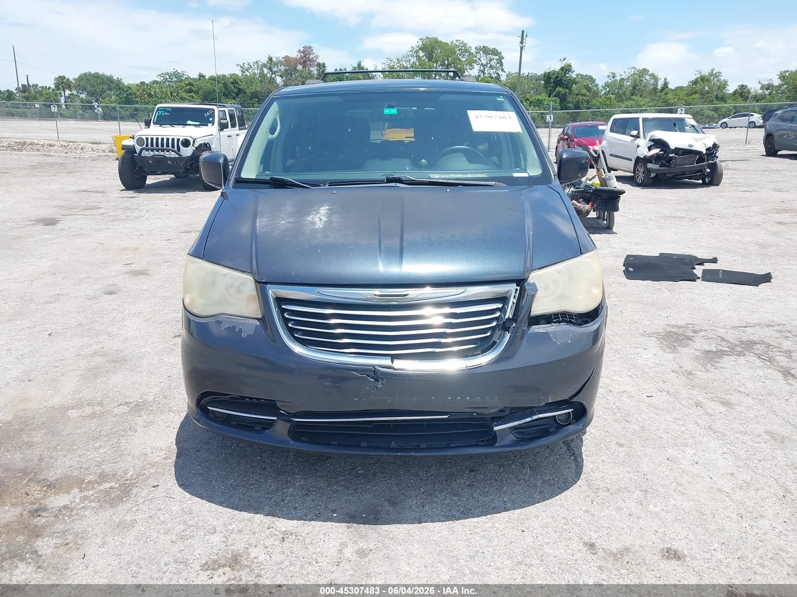 2014 Chrysler Town & Country Touring Серый vin: 2C4RC1BG6ER400480