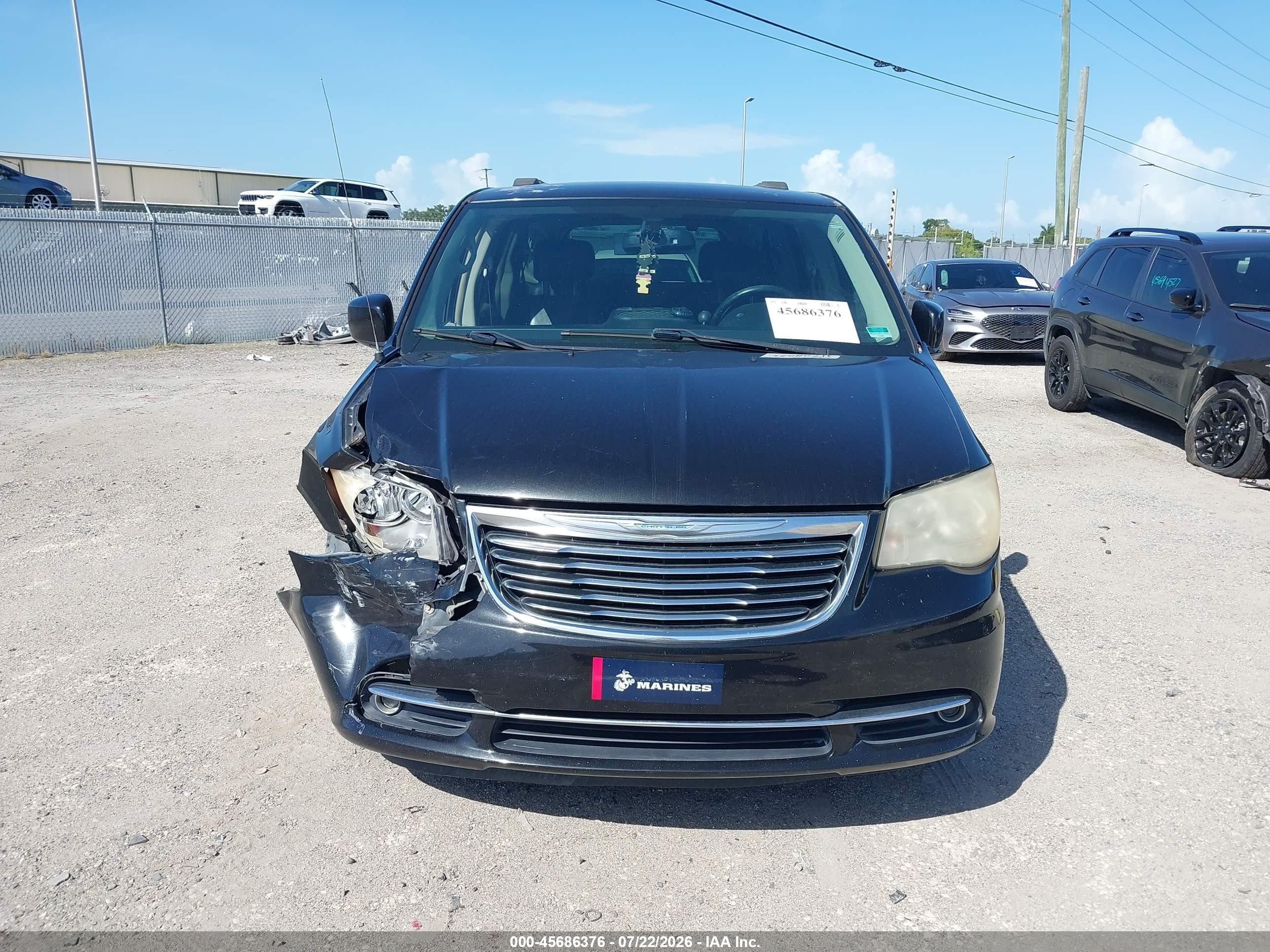 2014 Chrysler Town & Country Touring Black vin: 2C4RC1BG6ER434712