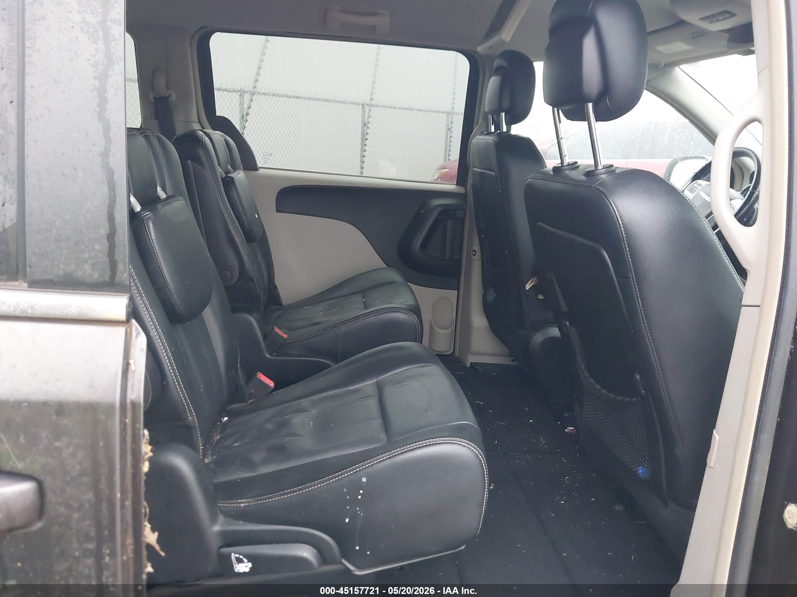 2015 Chrysler Town & Country Touring Черный vin: 2C4RC1BG6FR510463