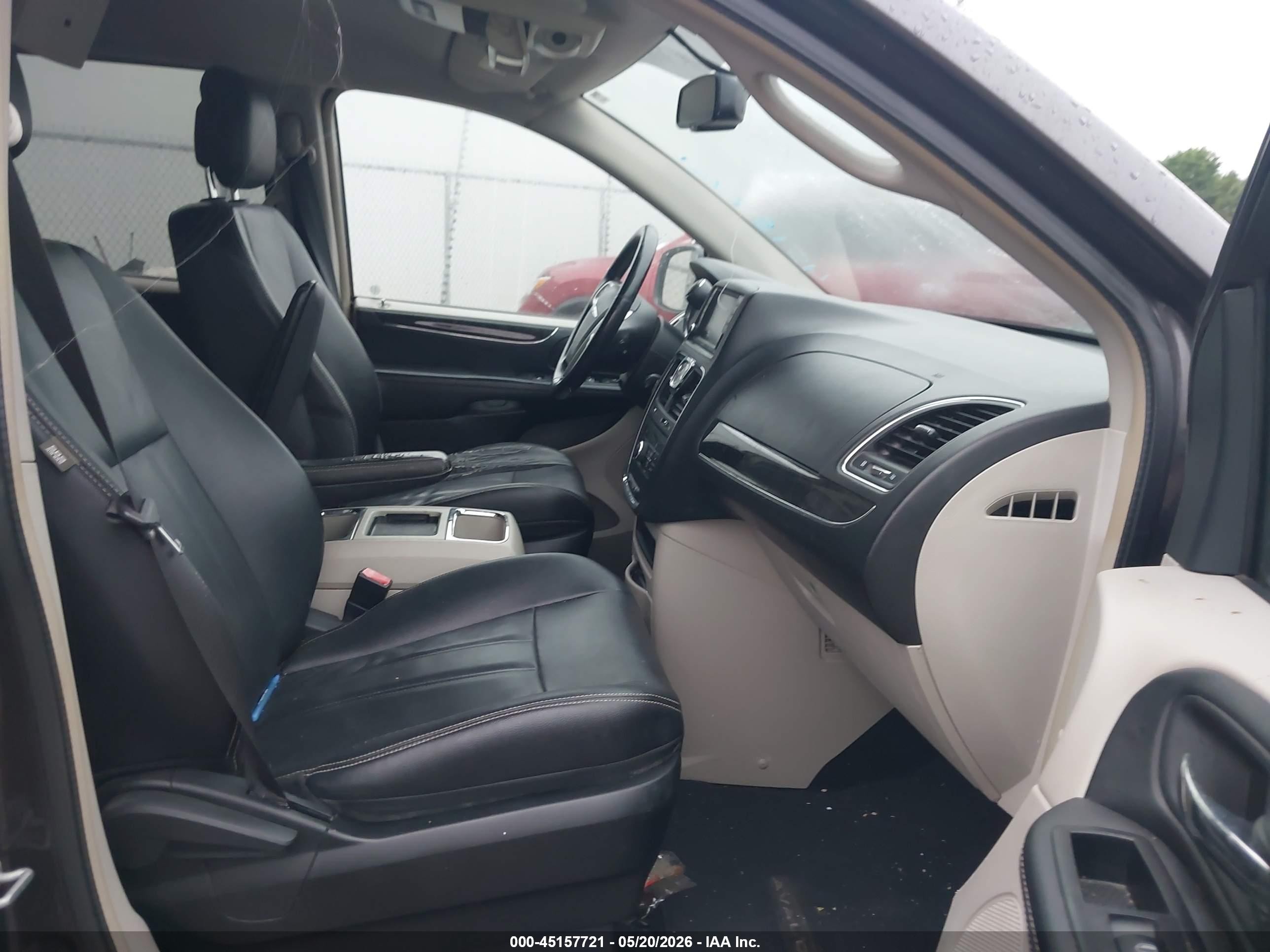 2015 Chrysler Town & Country Touring Черный vin: 2C4RC1BG6FR510463