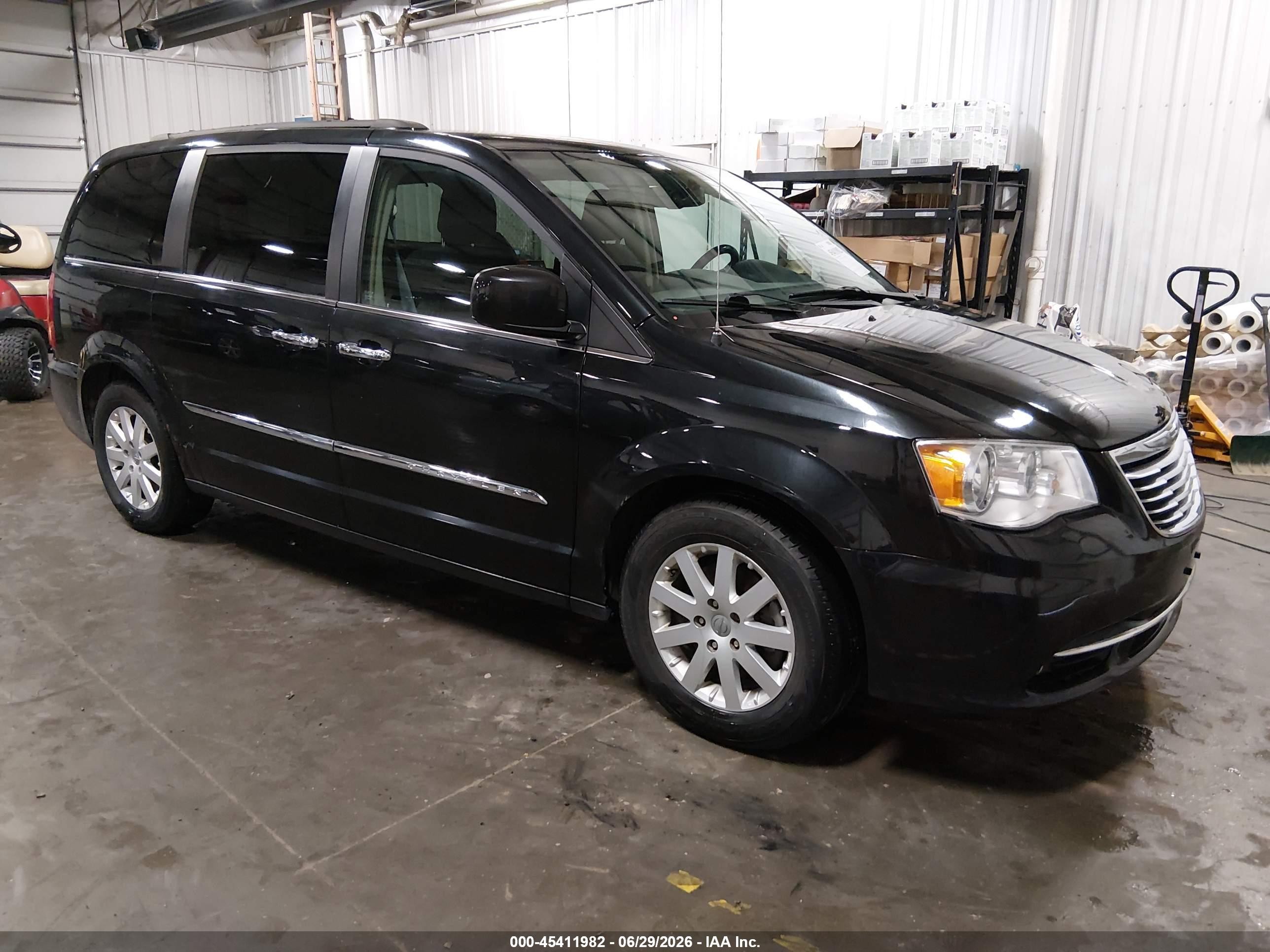 2015 Chrysler Town & Country Touring Бежевый vin: 2C4RC1BG6FR562689