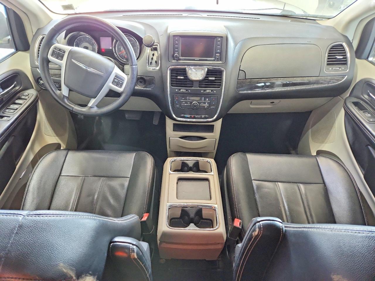 2015 Chrysler Town & Country Touring Белый vin: 2C4RC1BG6FR594672