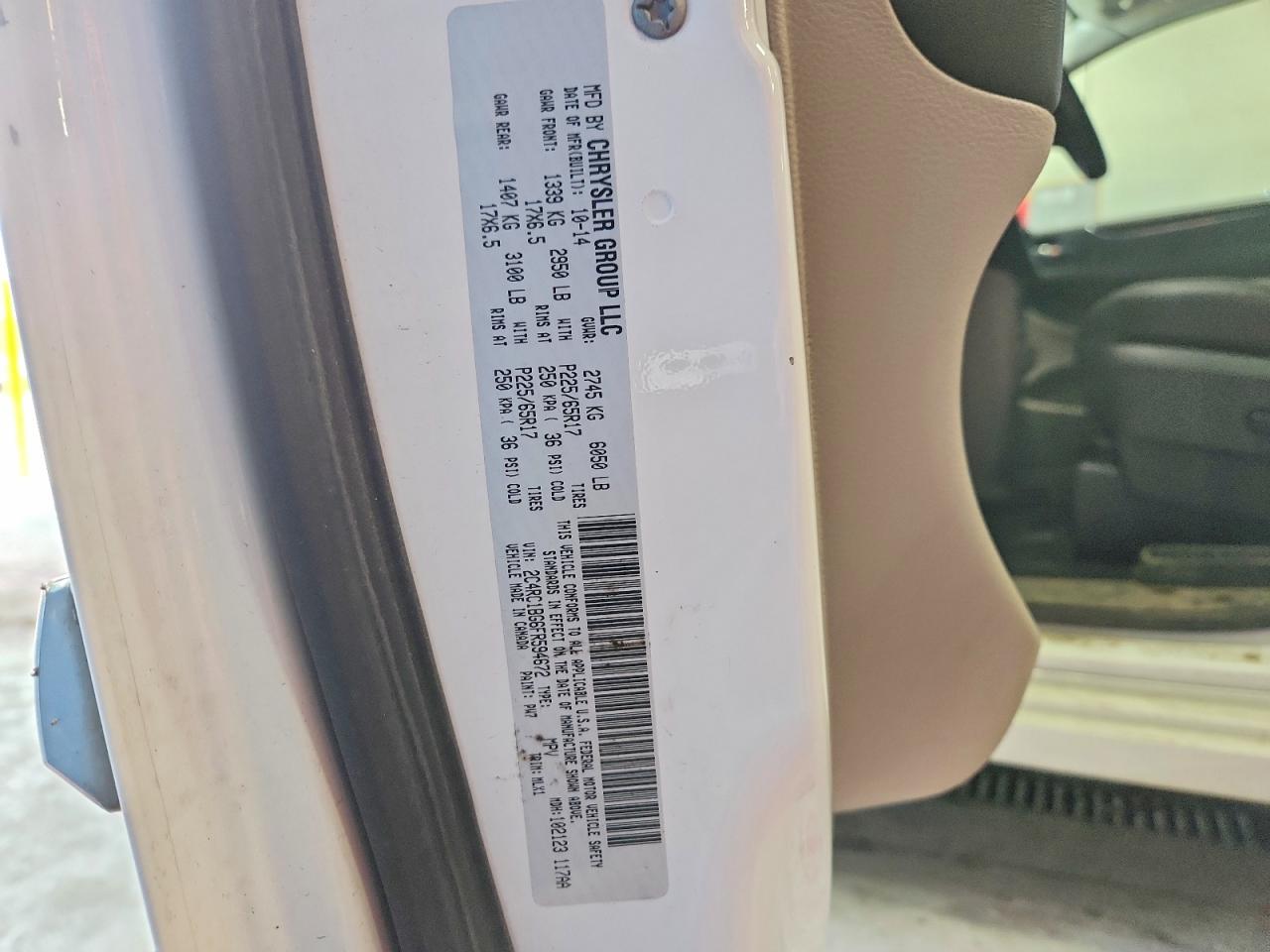 2015 Chrysler Town & Country Touring Белый vin: 2C4RC1BG6FR594672