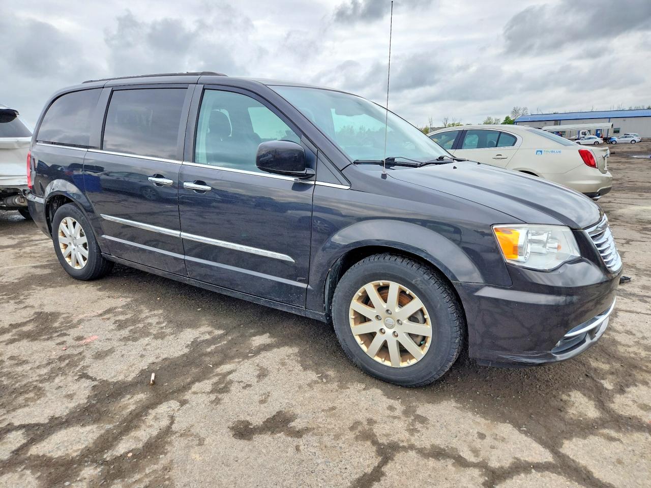2015 Chrysler Town & Country Touring Charcoal vin: 2C4RC1BG6FR619912