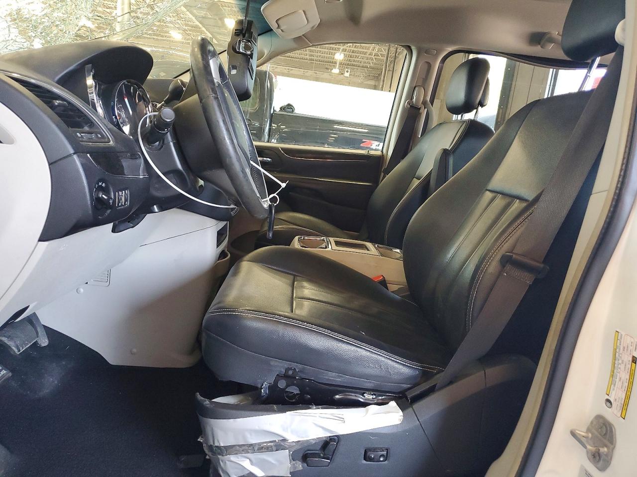 2015 Chrysler Town & Country Touring Белый vin: 2C4RC1BG6FR655017