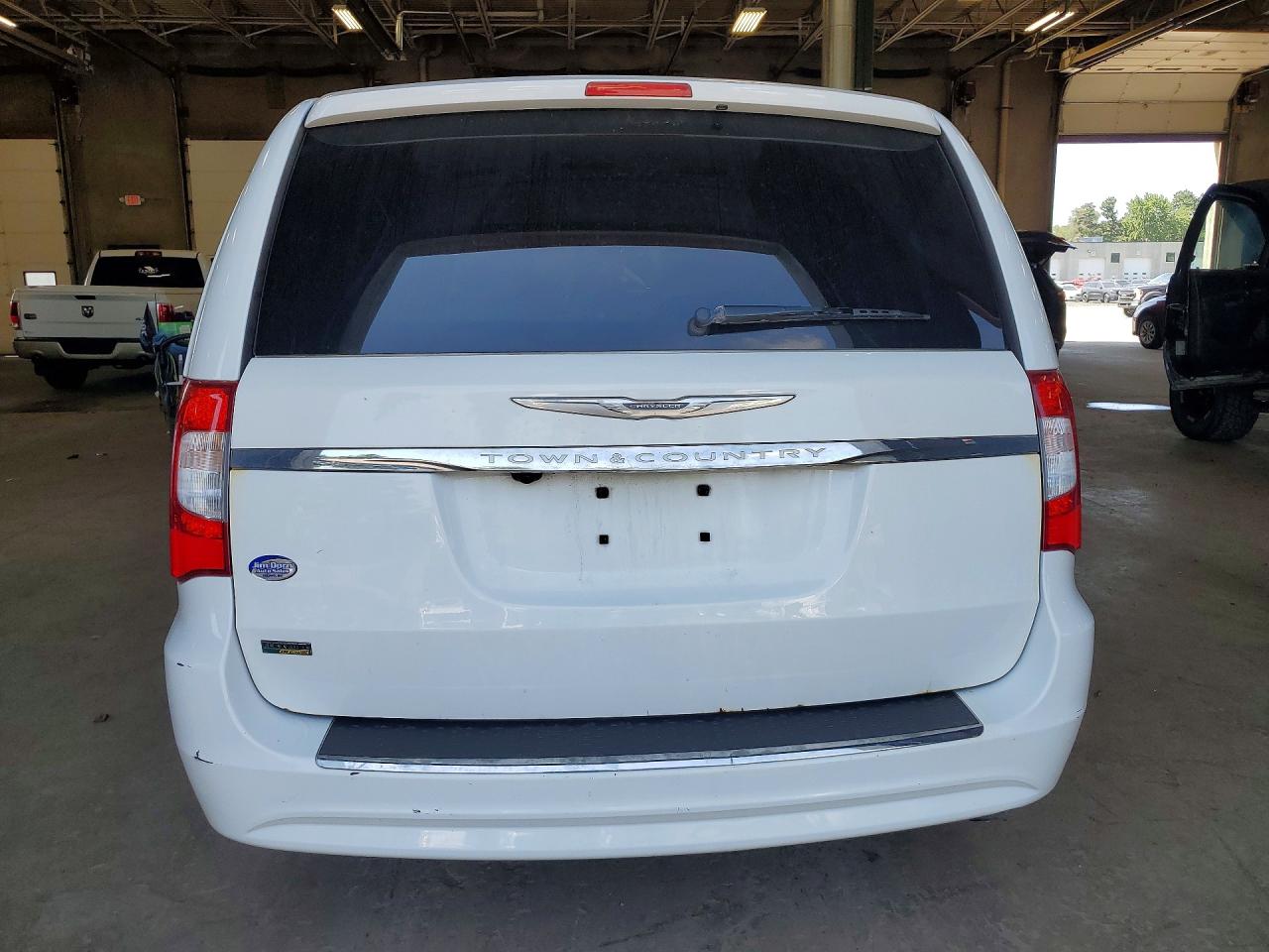 2015 Chrysler Town & Country Touring Белый vin: 2C4RC1BG6FR655017