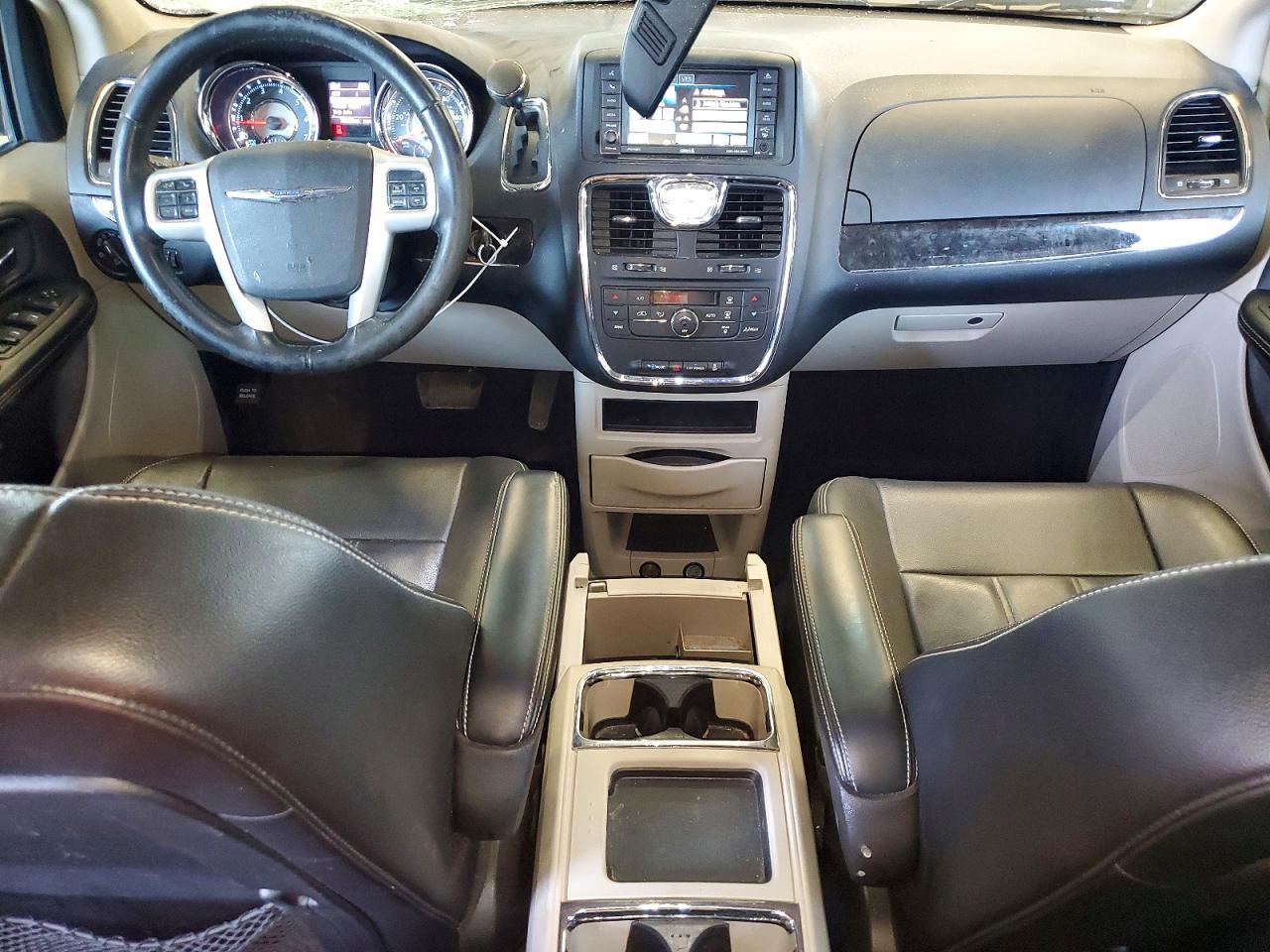 2015 Chrysler Town & Country Touring Белый vin: 2C4RC1BG6FR655017