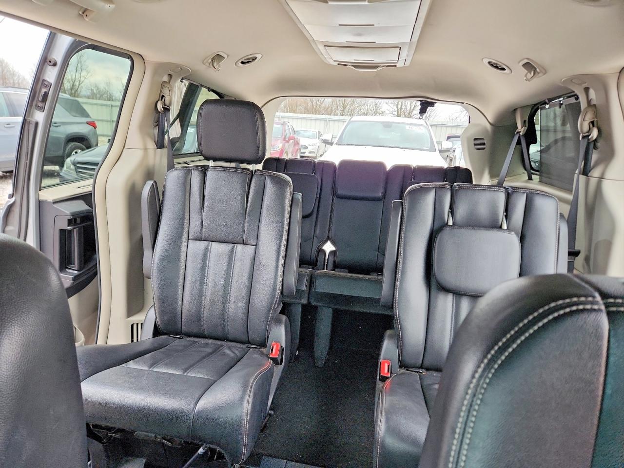 2015 Chrysler Town & Country Touring Серый vin: 2C4RC1BG6FR664607