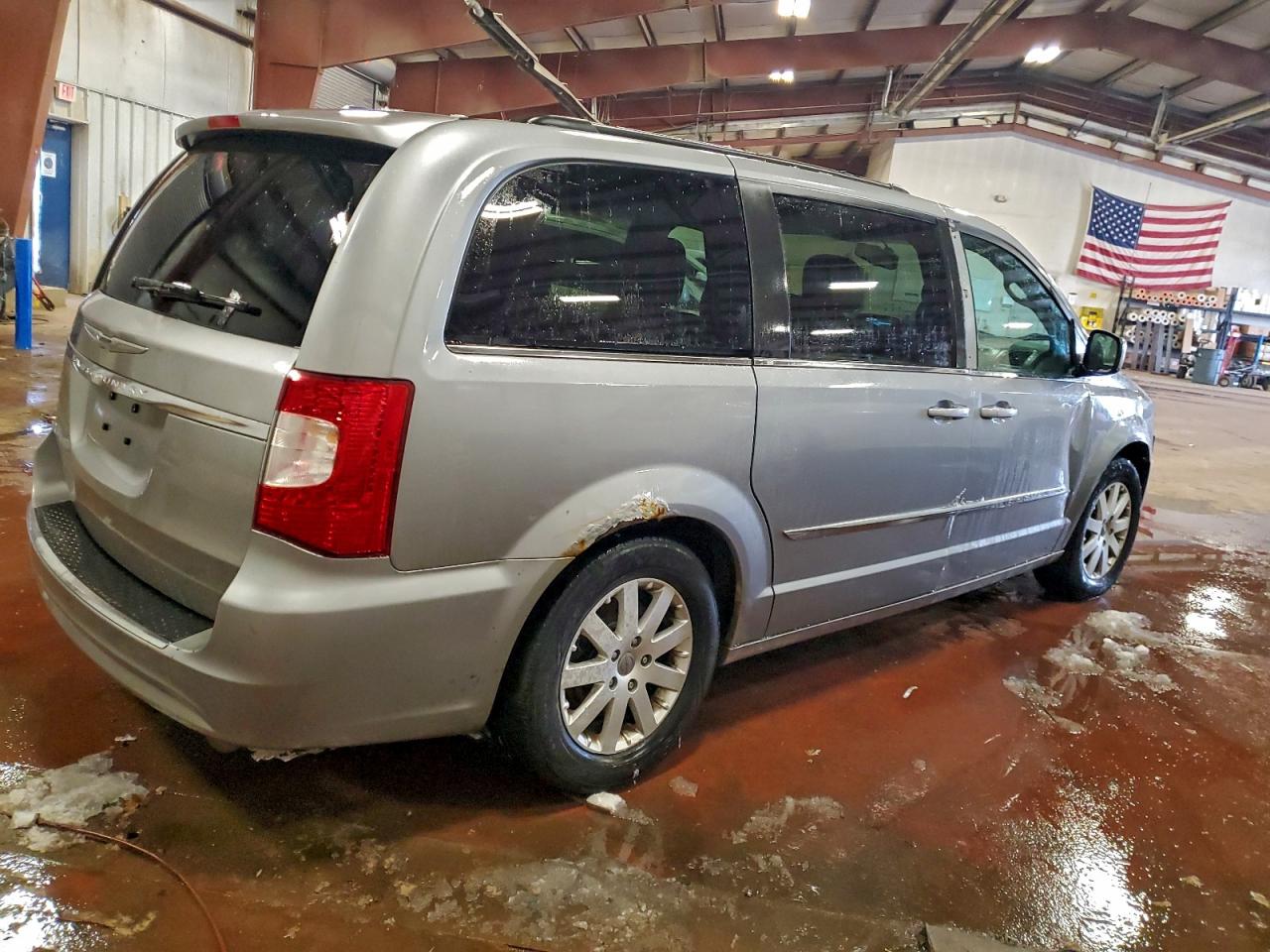2015 Chrysler Town & Country Touring Silver vin: 2C4RC1BG6FR709304