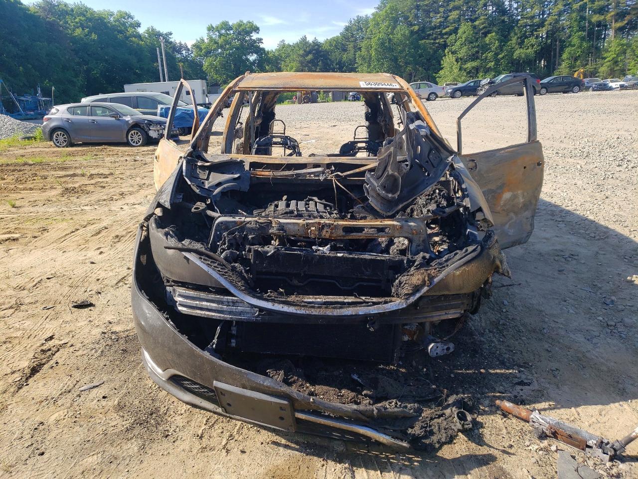 2017 Chrysler Pacifica Touring L Burn vin: 2C4RC1BG6HR609495