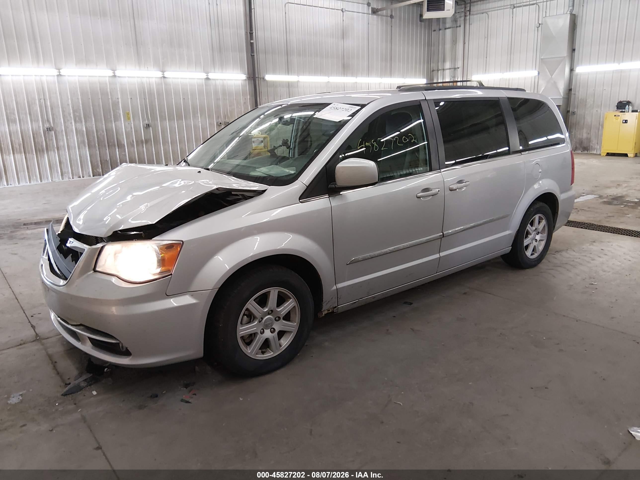 2012 Chrysler Town & Country Touring Silver vin: 2C4RC1BG7CR375330