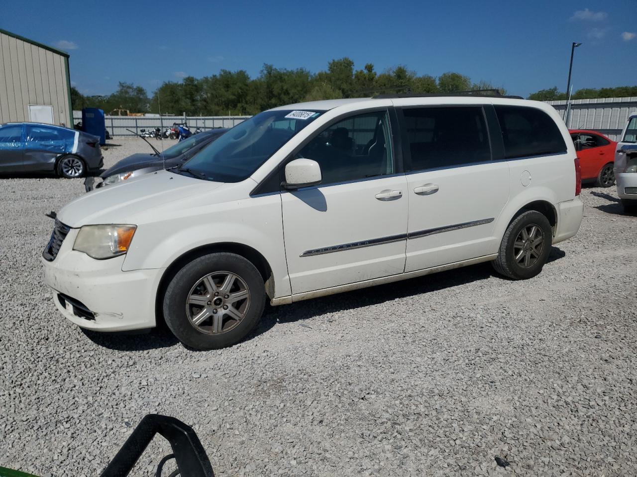2012 Chrysler Town & Country Touring White vin: 2C4RC1BG7CR382178