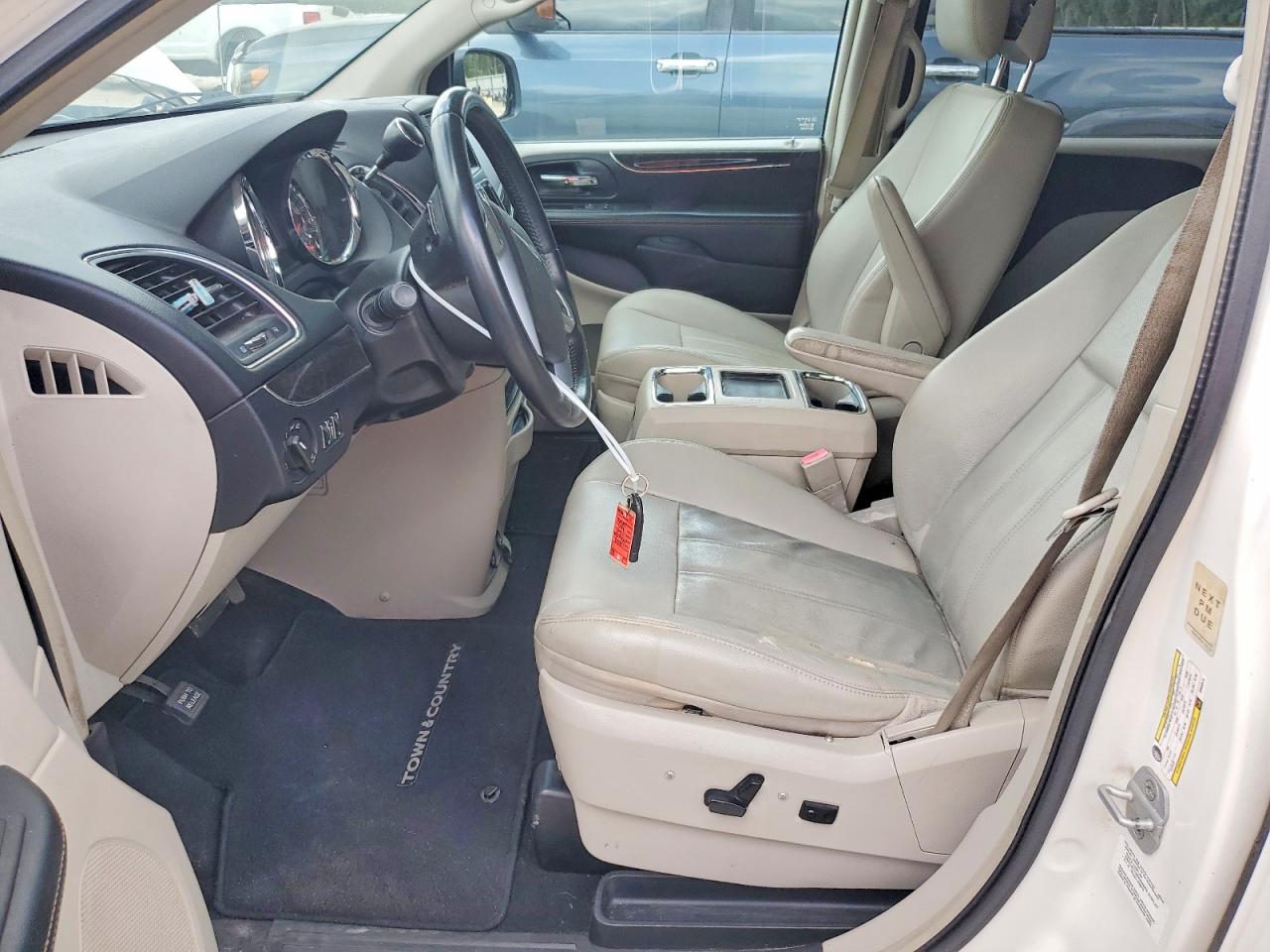 2013 Chrysler Town & Country Touring Silver vin: 2C4RC1BG7DR503518