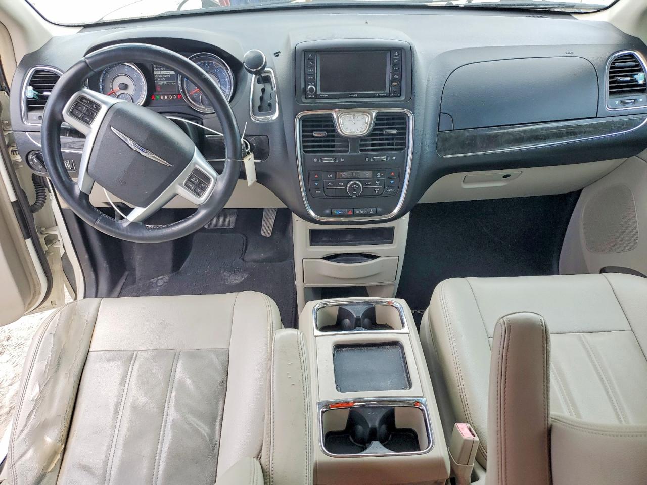 2013 Chrysler Town & Country Touring Silver vin: 2C4RC1BG7DR503518