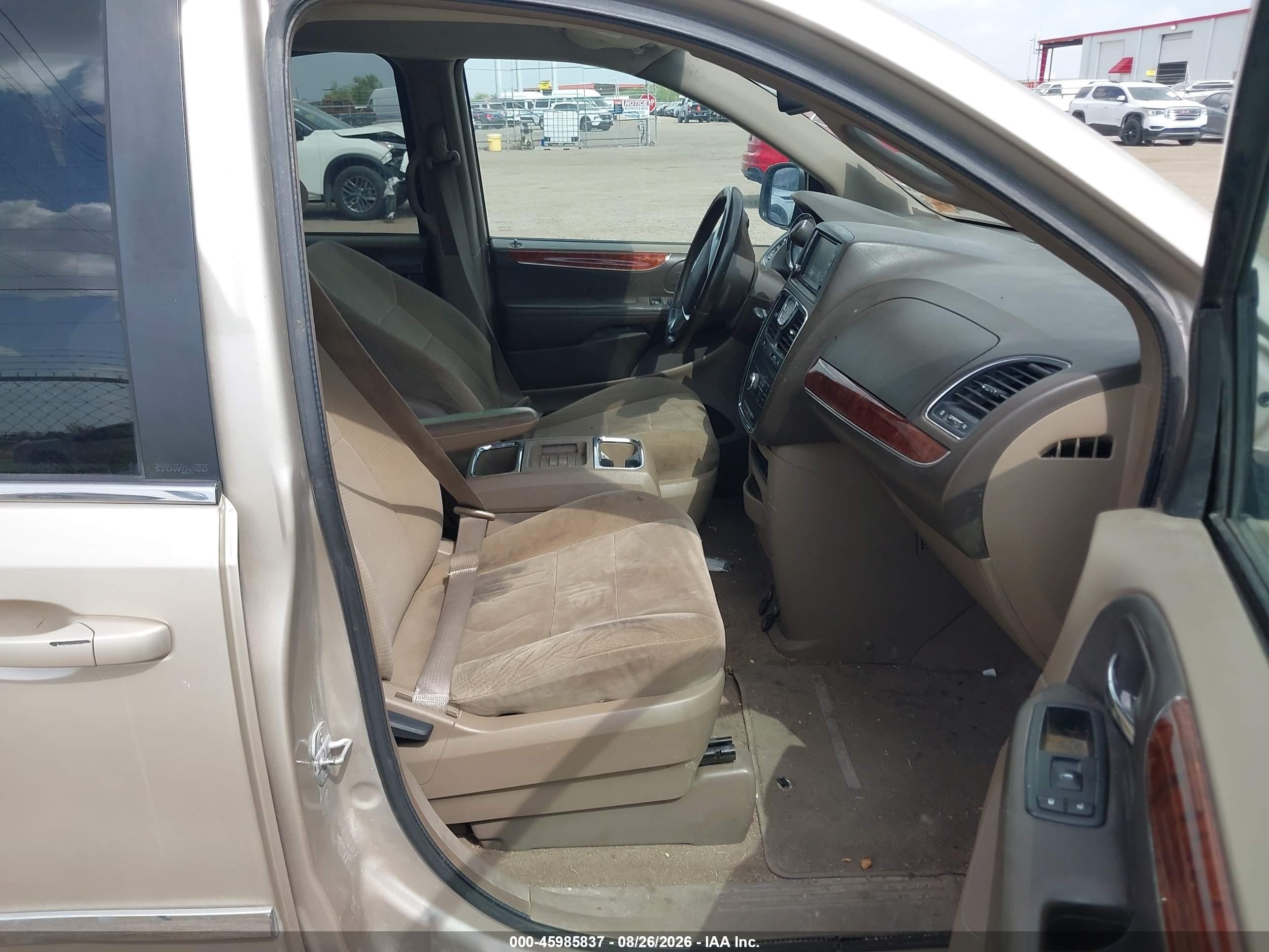 2013 Chrysler Town & Country Touring Gold vin: 2C4RC1BG7DR554503