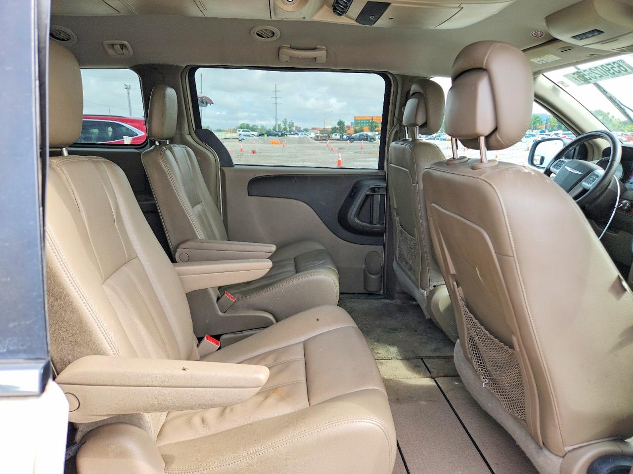 2013 Chrysler Town & Country Touring Золотой vin: 2C4RC1BG7DR625280