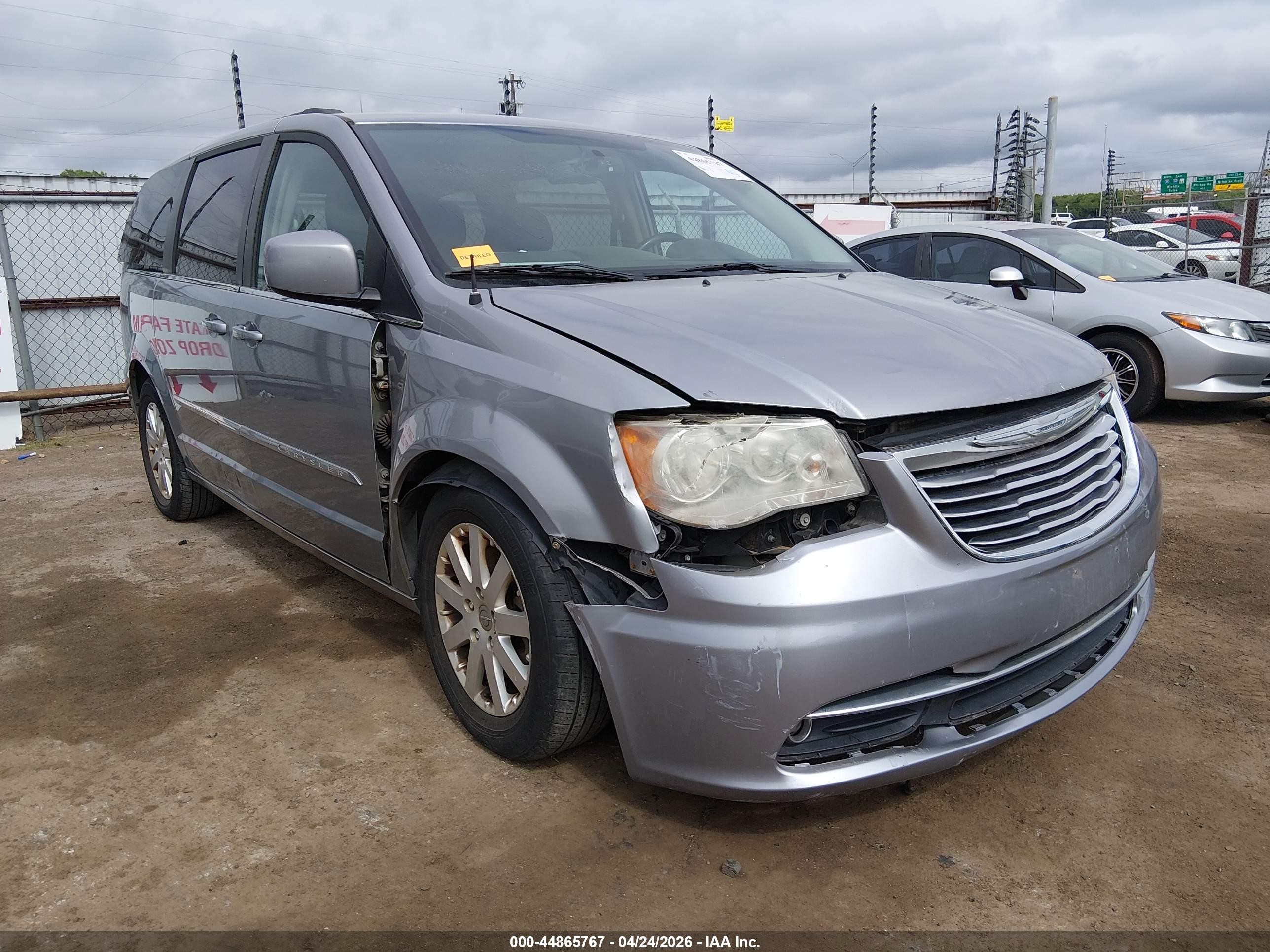 2013 Chrysler Town & Country Touring Silver vin: 2C4RC1BG7DR691036