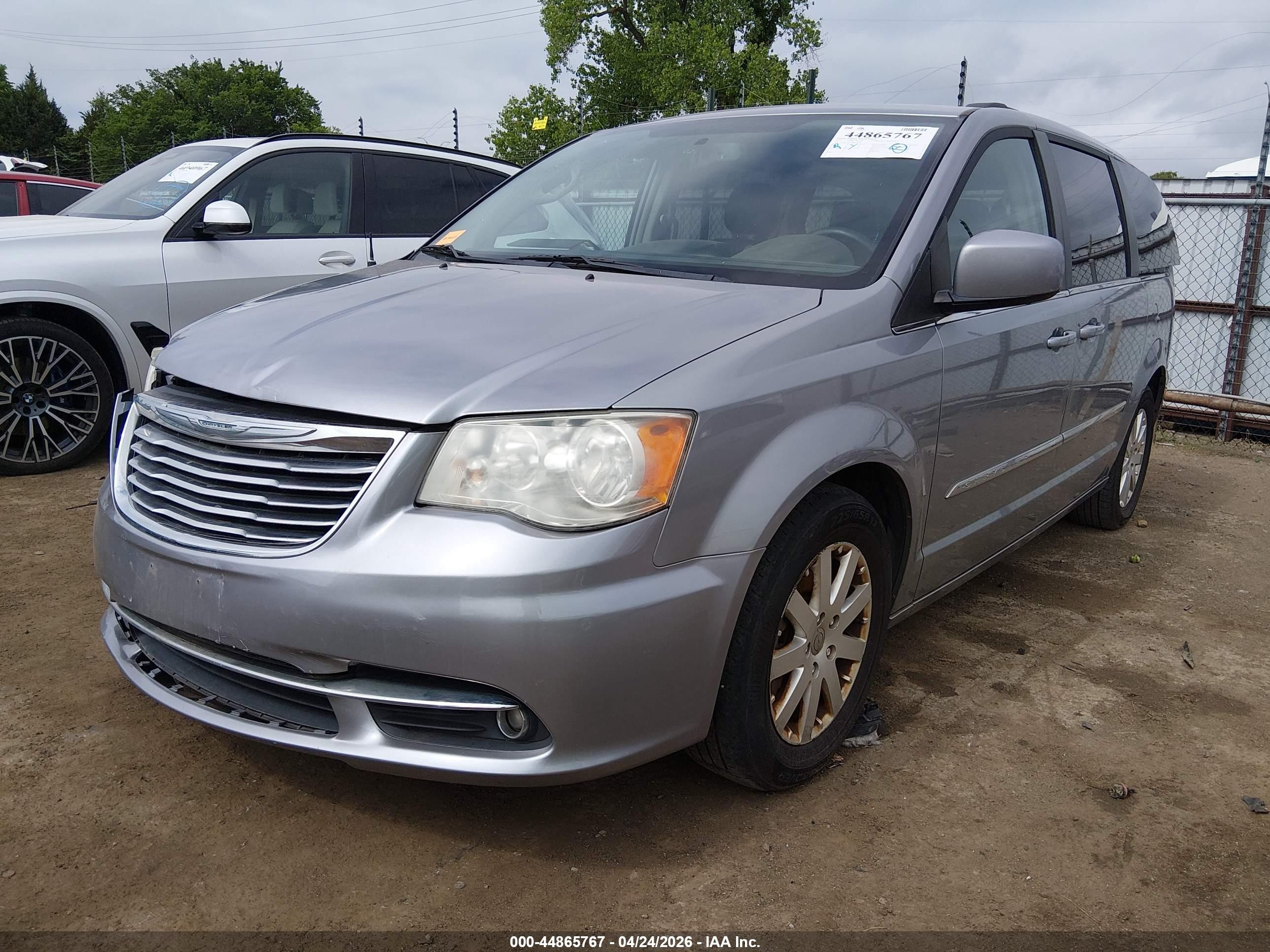 2013 Chrysler Town & Country Touring Silver vin: 2C4RC1BG7DR691036