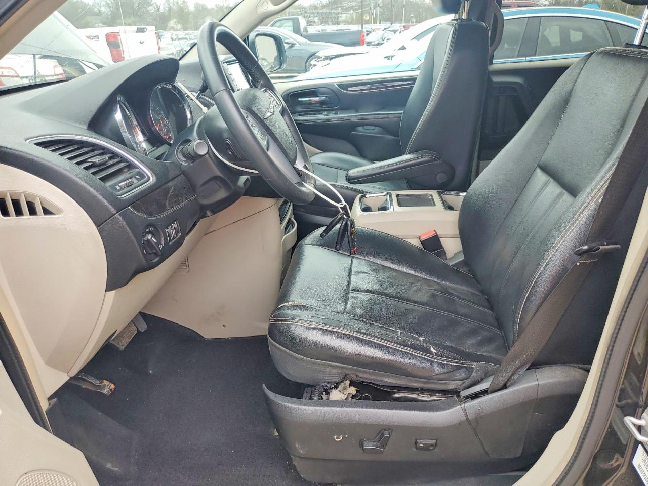 2013 Chrysler Town & Country Touring Black vin: 2C4RC1BG7DR692106