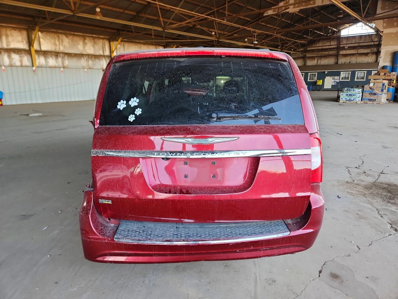 2013 Chrysler Town & Country Touring Red vin: 2C4RC1BG7DR743460