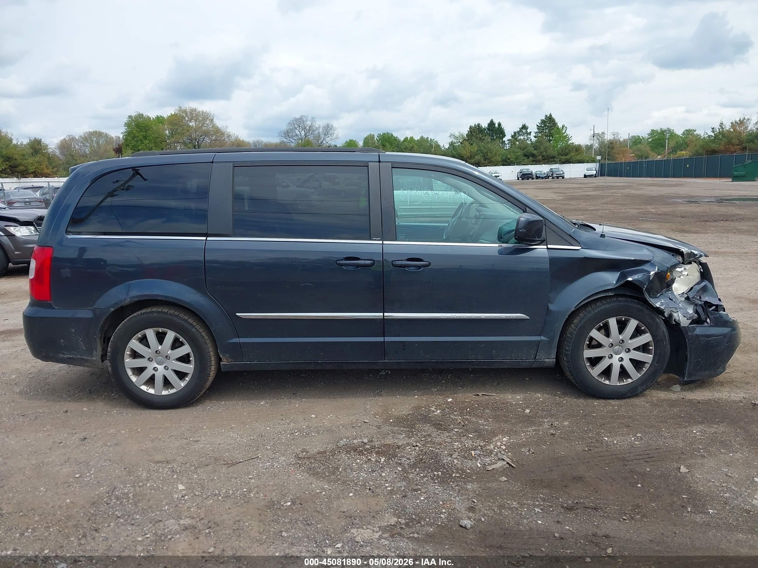 2013 Chrysler Town & Country Touring Blue vin: 2C4RC1BG7DR745189