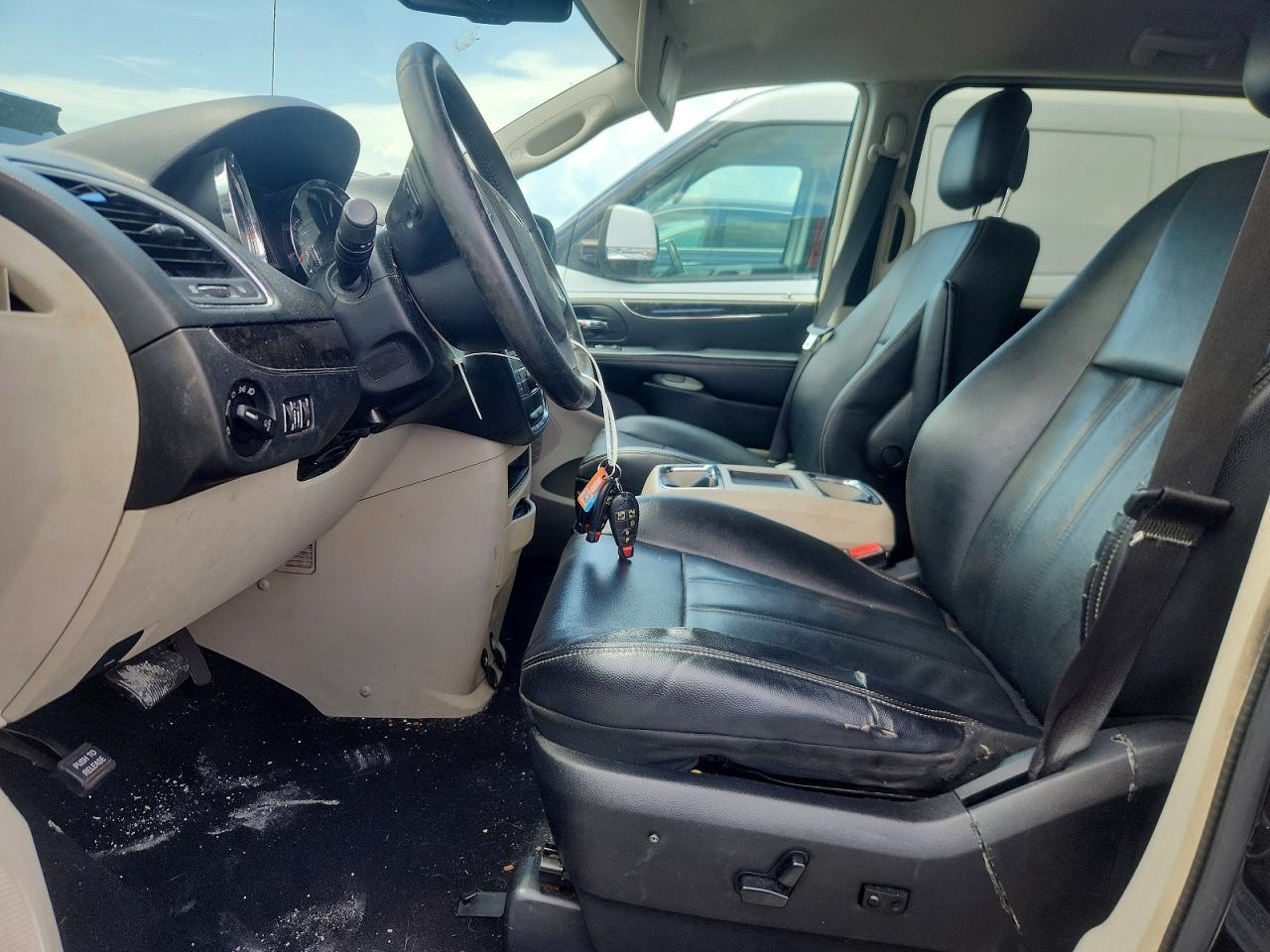 2013 Chrysler Town & Country Touring Black vin: 2C4RC1BG7DR751641