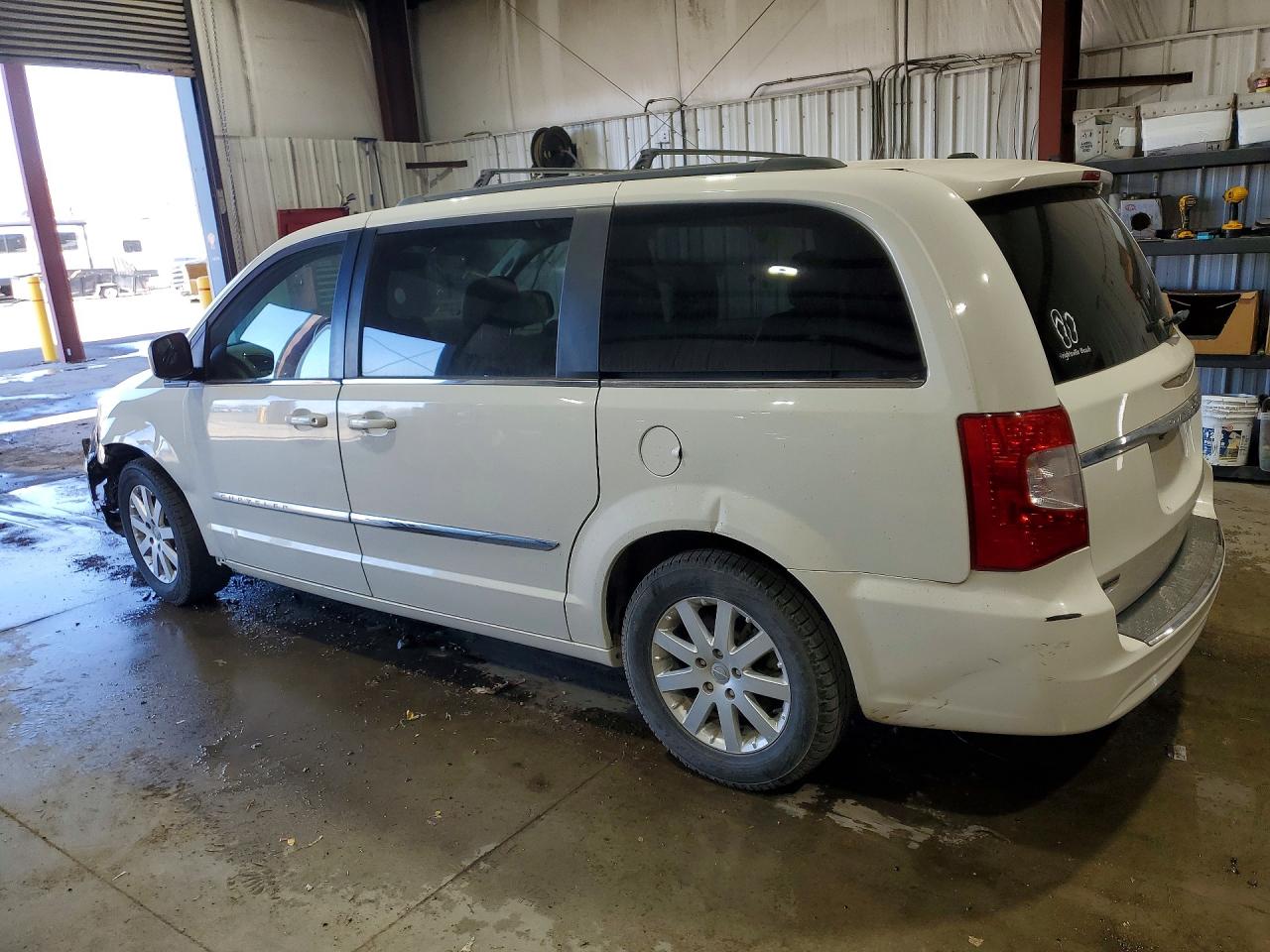 2013 Chrysler Town & Country Touring White vin: 2C4RC1BG7DR774241
