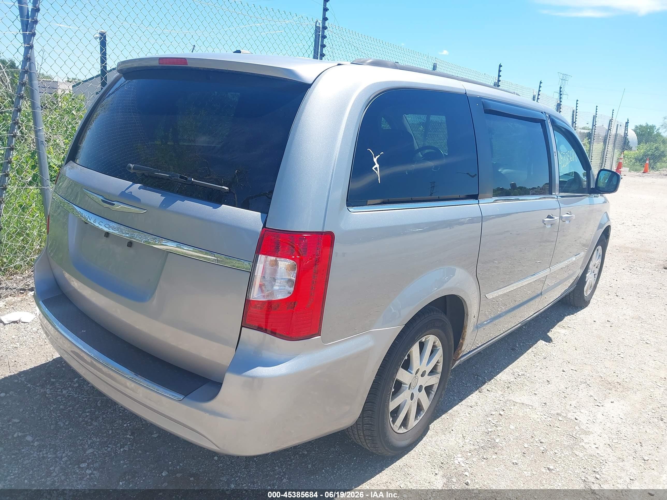 2013 Chrysler Town & Country Touring Серебряный vin: 2C4RC1BG7DR780556