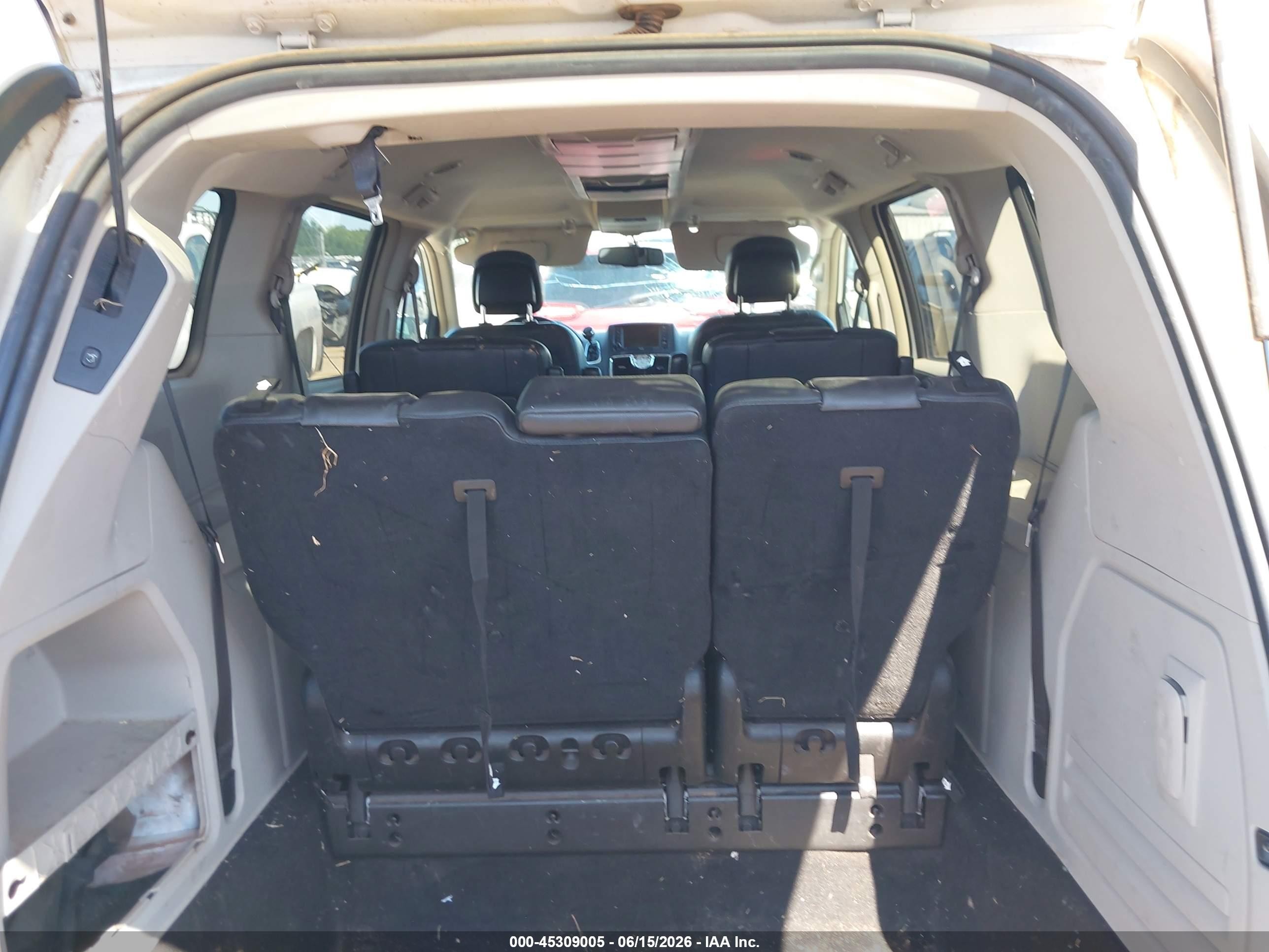 2013 Chrysler Town & Country Touring Белый vin: 2C4RC1BG7DR787541