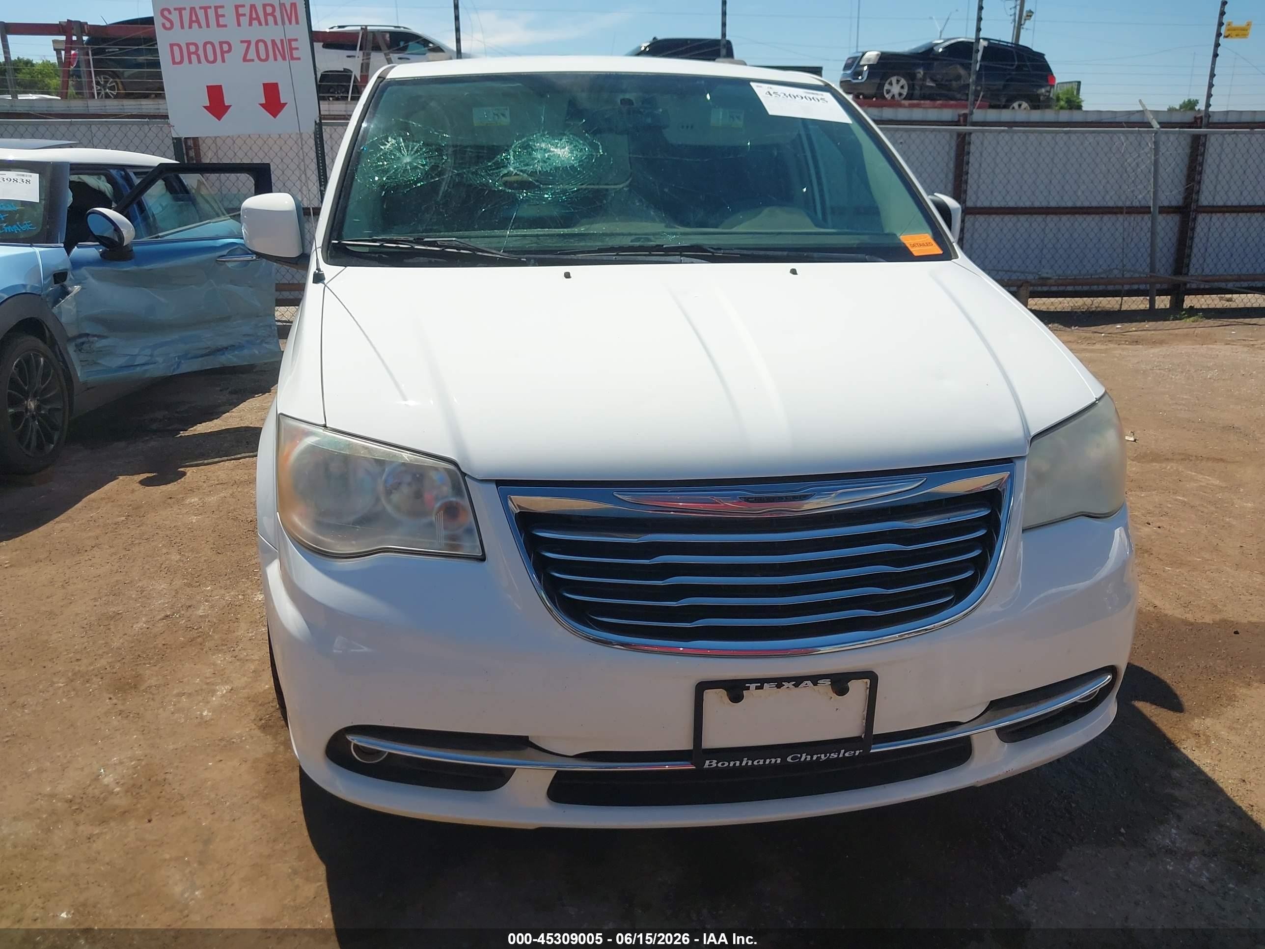 2013 Chrysler Town & Country Touring Белый vin: 2C4RC1BG7DR787541