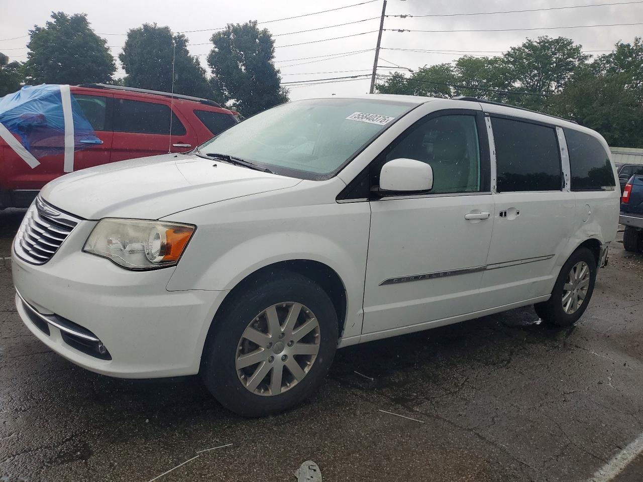 2013 Chrysler Town & Country Touring White vin: 2C4RC1BG7DR818206