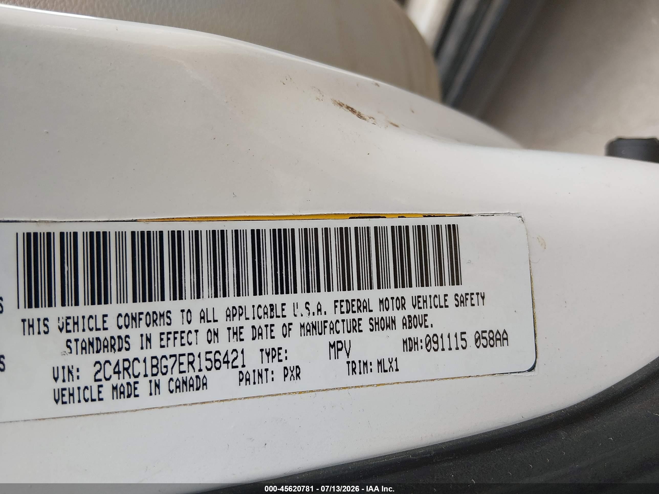 2014 Chrysler Town & Country Touring White vin: 2C4RC1BG7ER156421