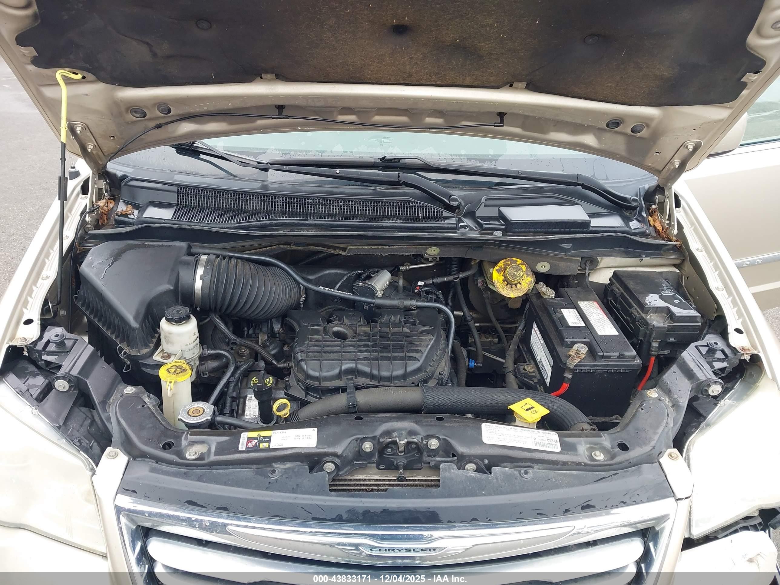2014 Chrysler Town & Country Touring Gold vin: 2C4RC1BG7ER158508