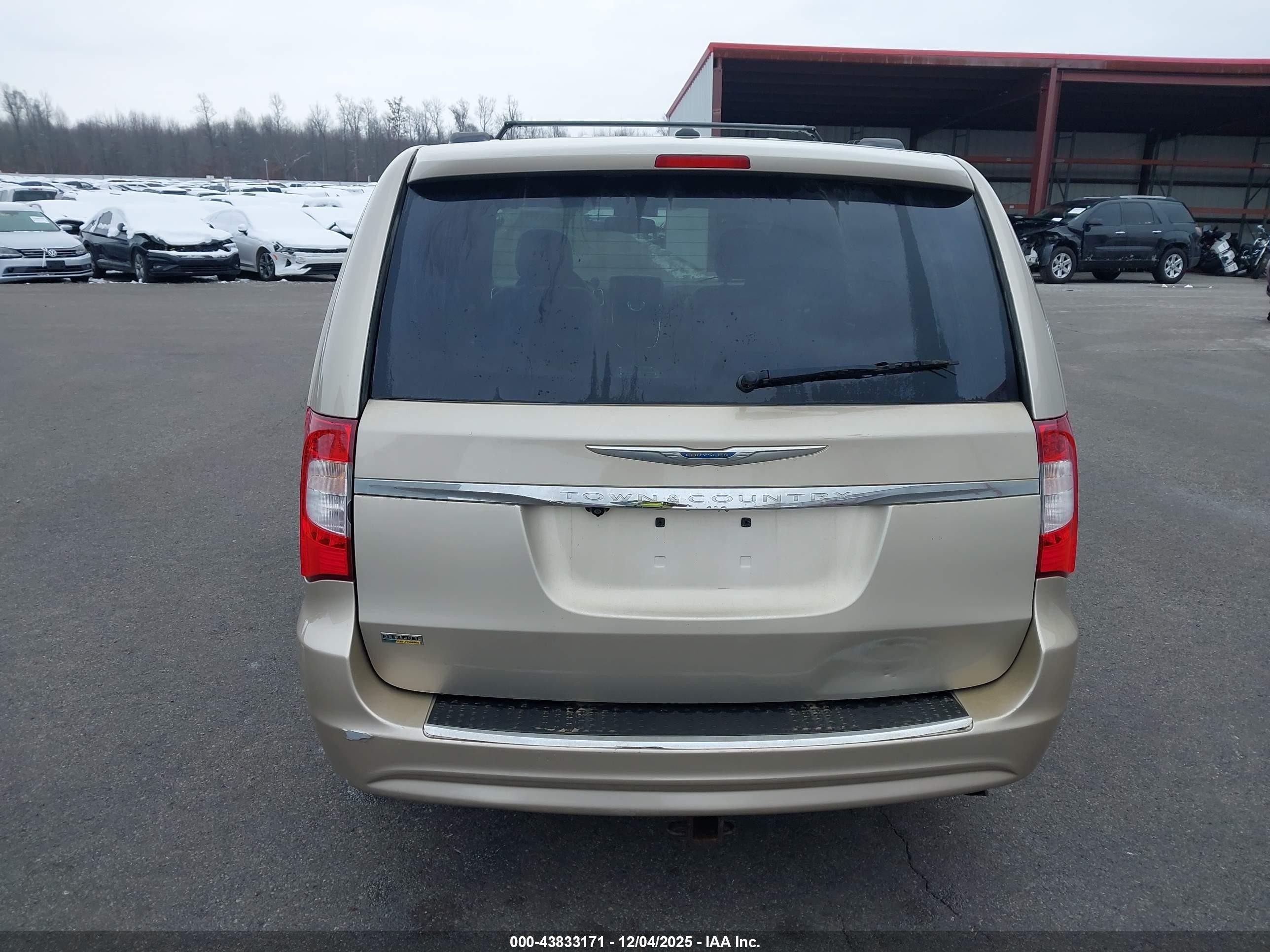 2014 Chrysler Town & Country Touring Gold vin: 2C4RC1BG7ER158508