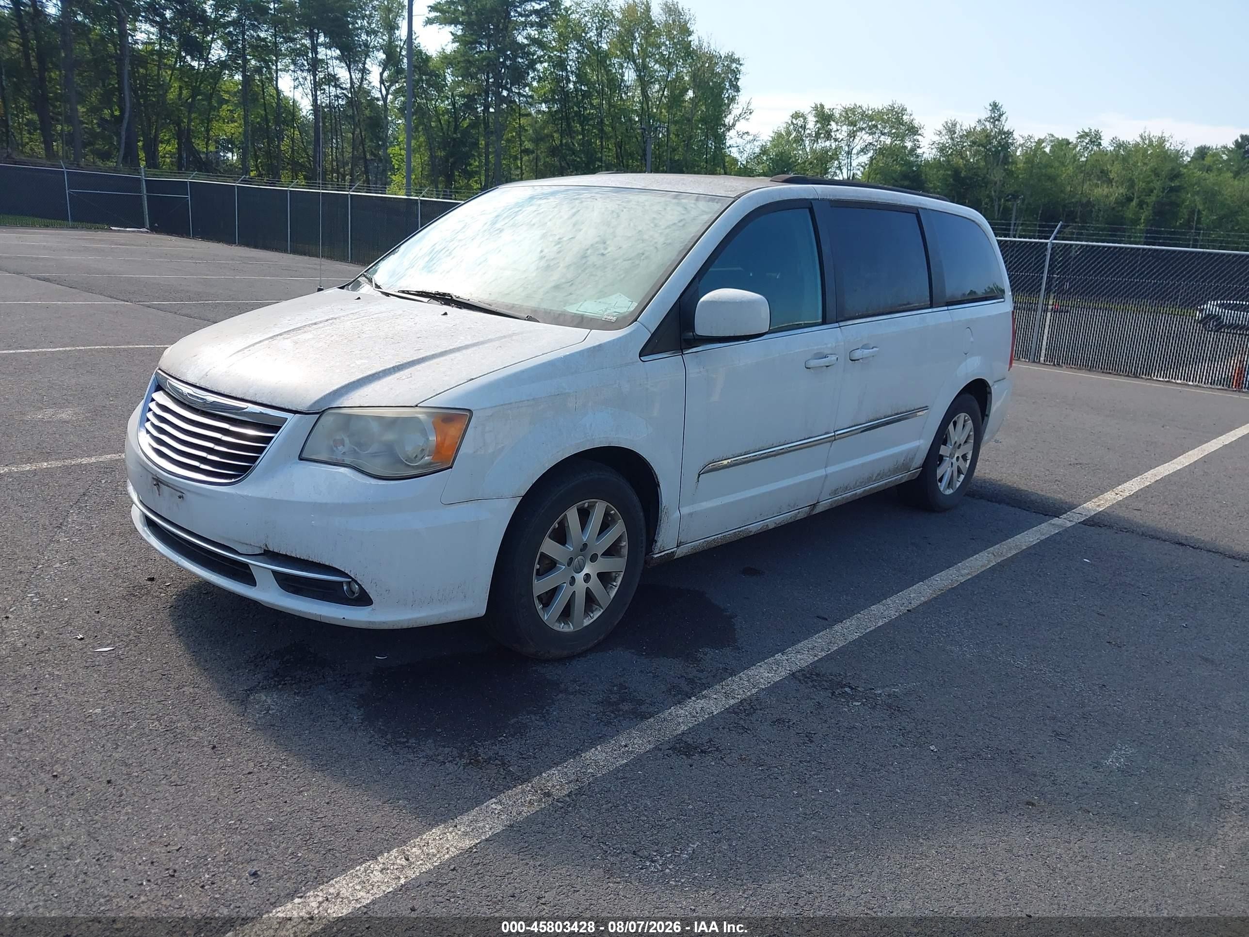 2014 Chrysler Town & Country Touring White vin: 2C4RC1BG7ER160601