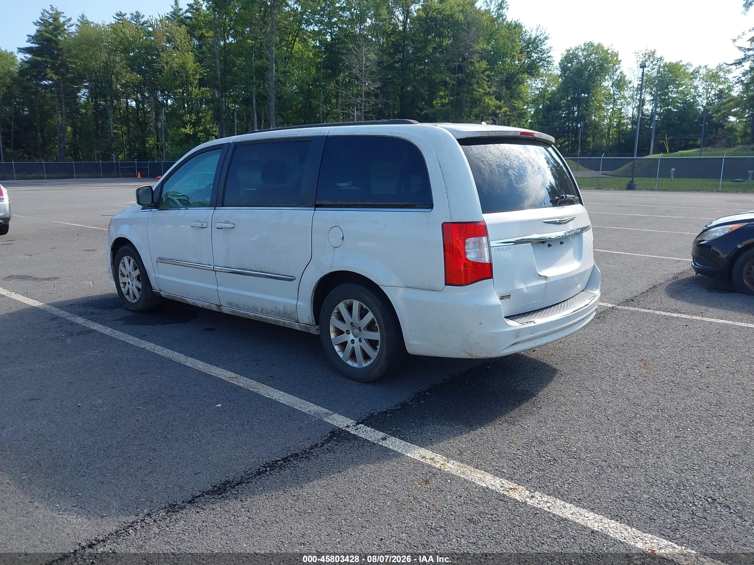 2014 Chrysler Town & Country Touring White vin: 2C4RC1BG7ER160601