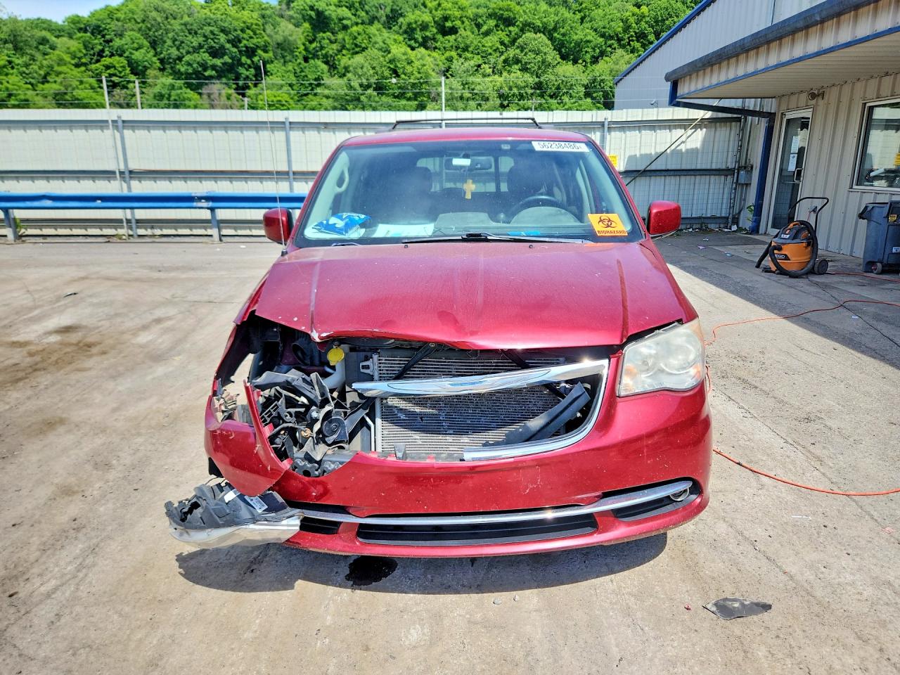 2014 Chrysler Town & Country Touring Burgundy vin: 2C4RC1BG7ER220747