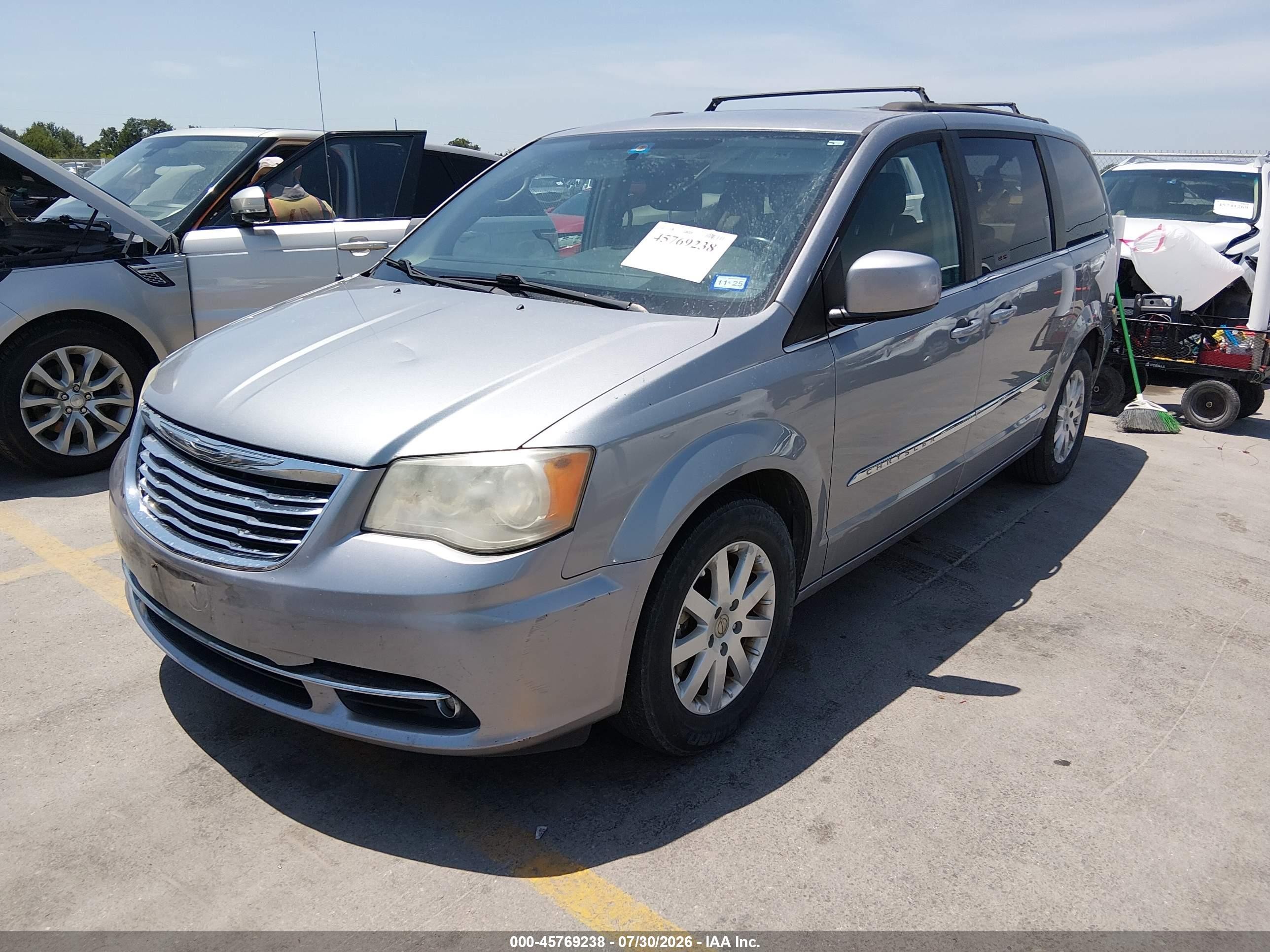 2014 Chrysler Town & Country Touring Silver vin: 2C4RC1BG7ER295268