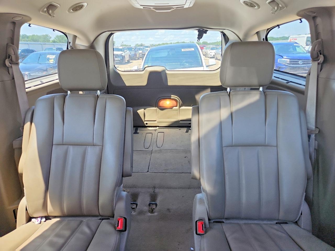 2014 Chrysler Town & Country Touring Black vin: 2C4RC1BG7ER330004