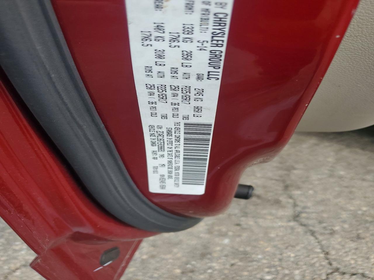 2014 Chrysler Town & Country Touring Red vin: 2C4RC1BG7ER398691