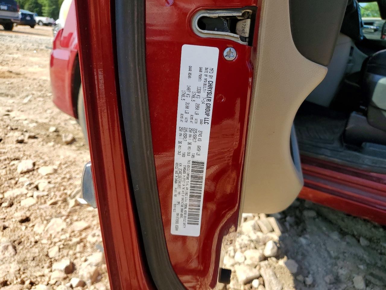 2014 Chrysler Town & Country Touring Red vin: 2C4RC1BG7ER418051