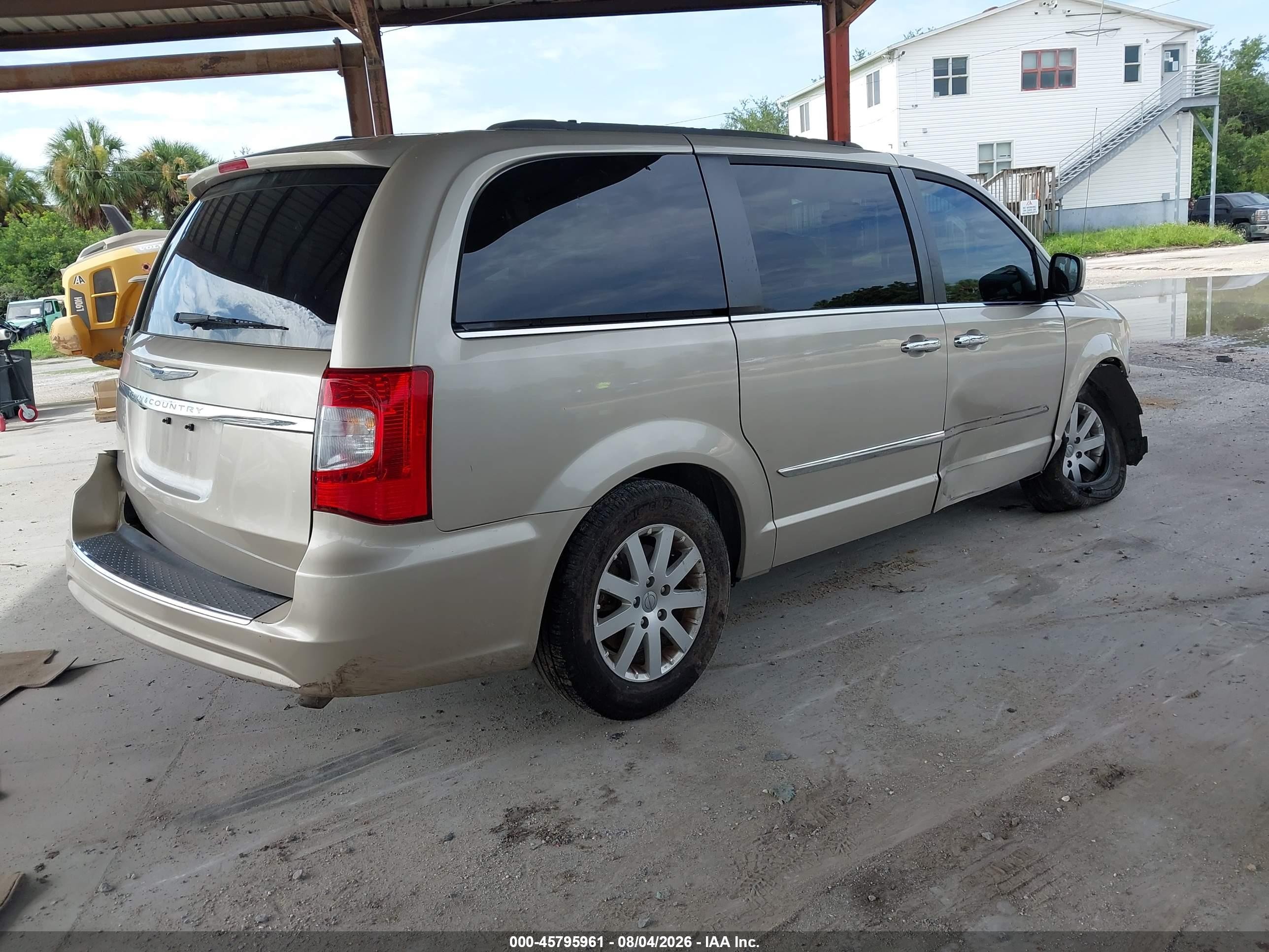 2014 Chrysler Town & Country Touring Желто-коричневый vin: 2C4RC1BG7ER422925