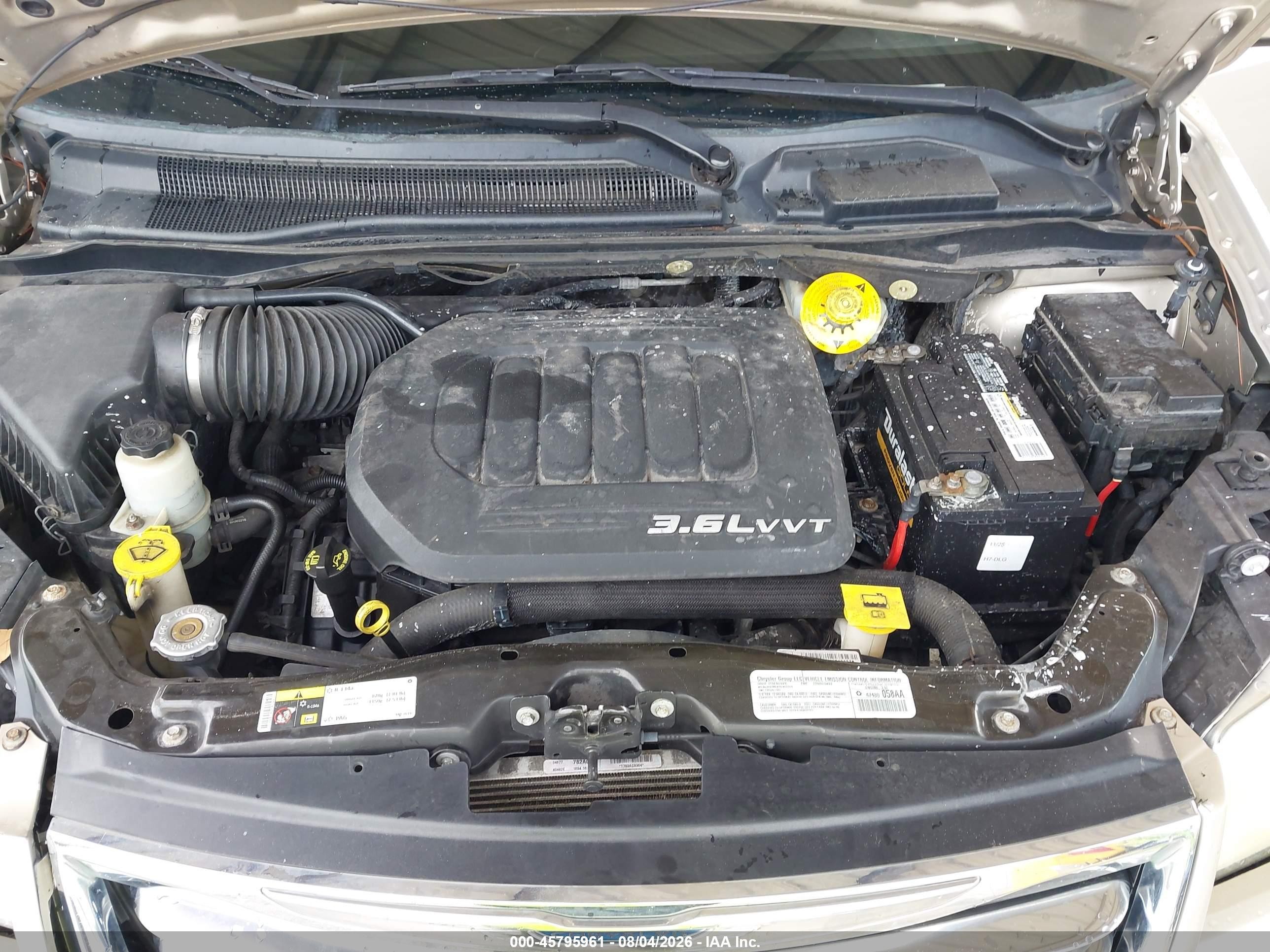 2014 Chrysler Town & Country Touring Желто-коричневый vin: 2C4RC1BG7ER422925