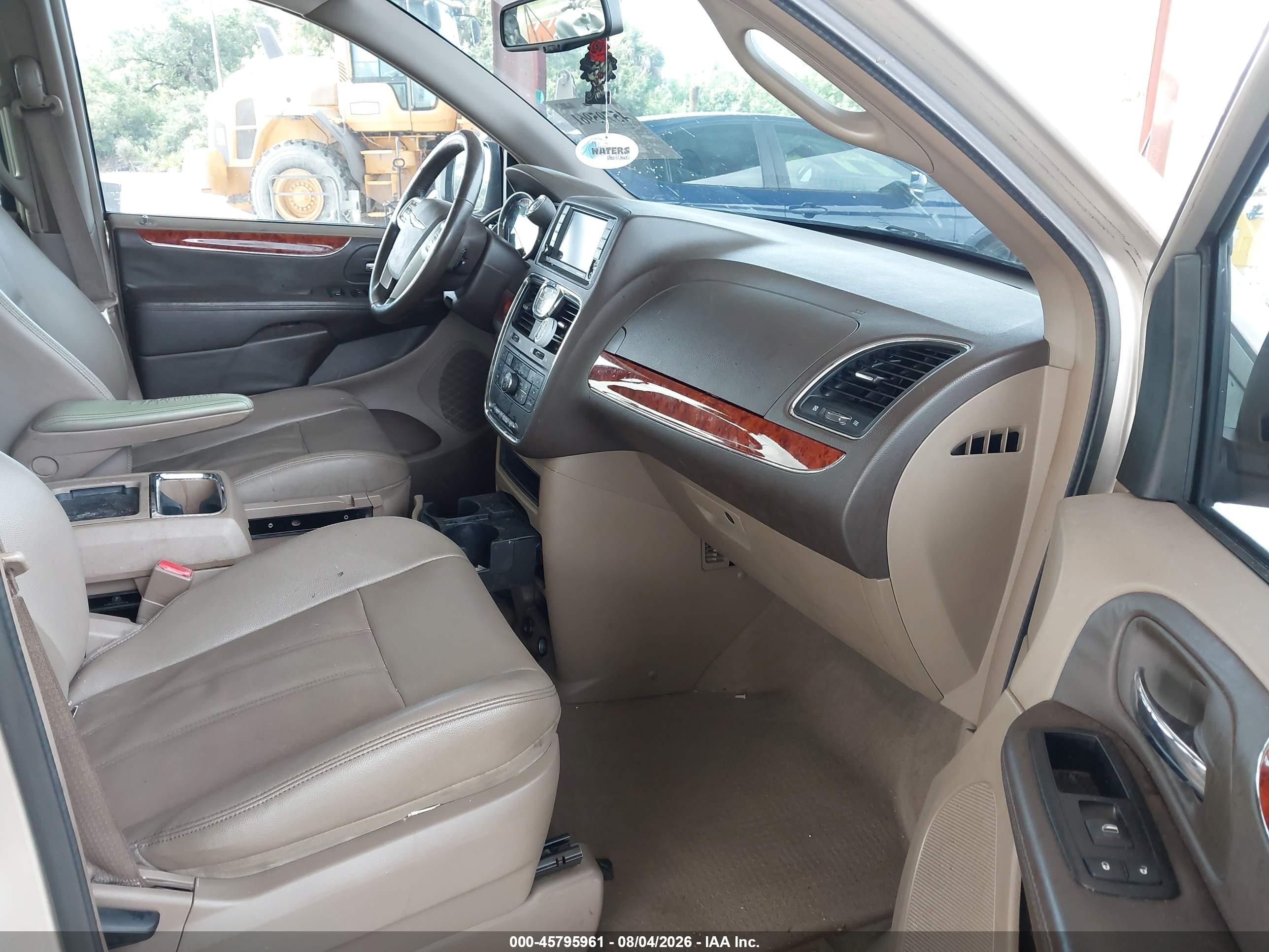 2014 Chrysler Town & Country Touring Желто-коричневый vin: 2C4RC1BG7ER422925