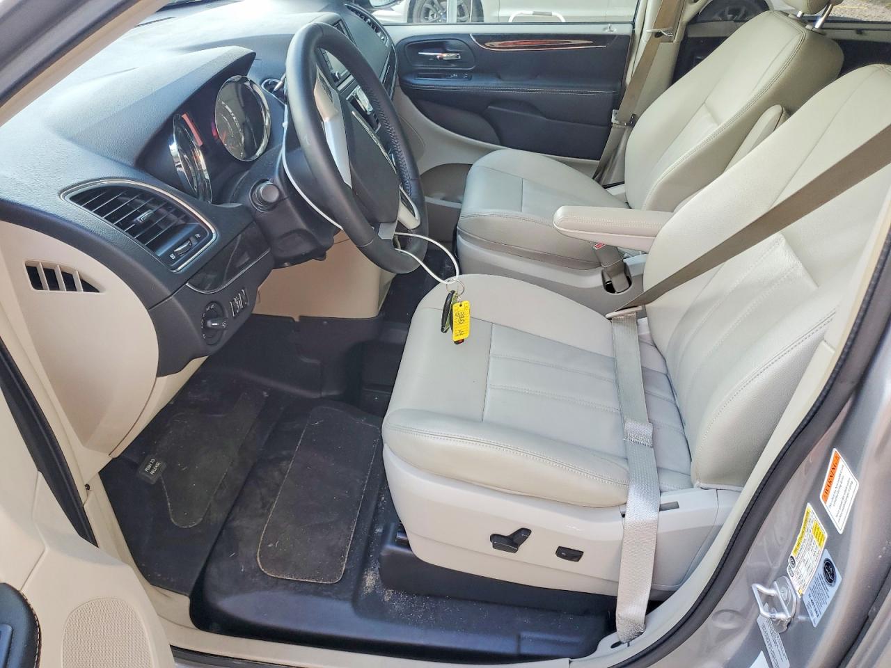 2015 Chrysler Town & Country Touring Серебряный vin: 2C4RC1BG7FR572504
