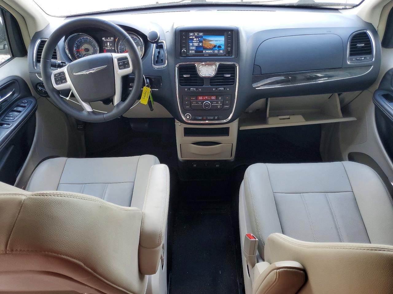 2015 Chrysler Town & Country Touring Серебряный vin: 2C4RC1BG7FR572504