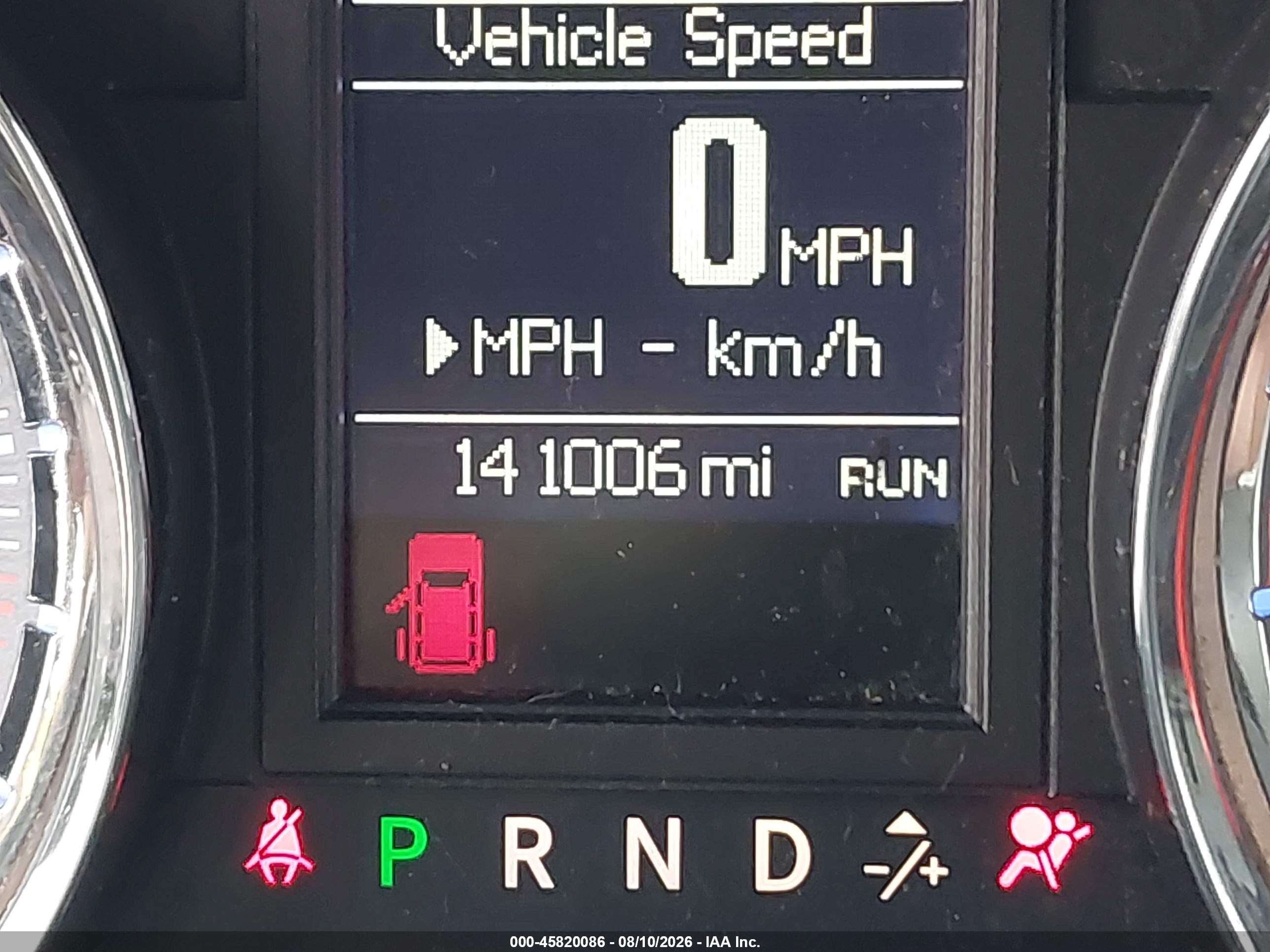 2015 Chrysler Town & Country Touring White vin: 2C4RC1BG7FR619756