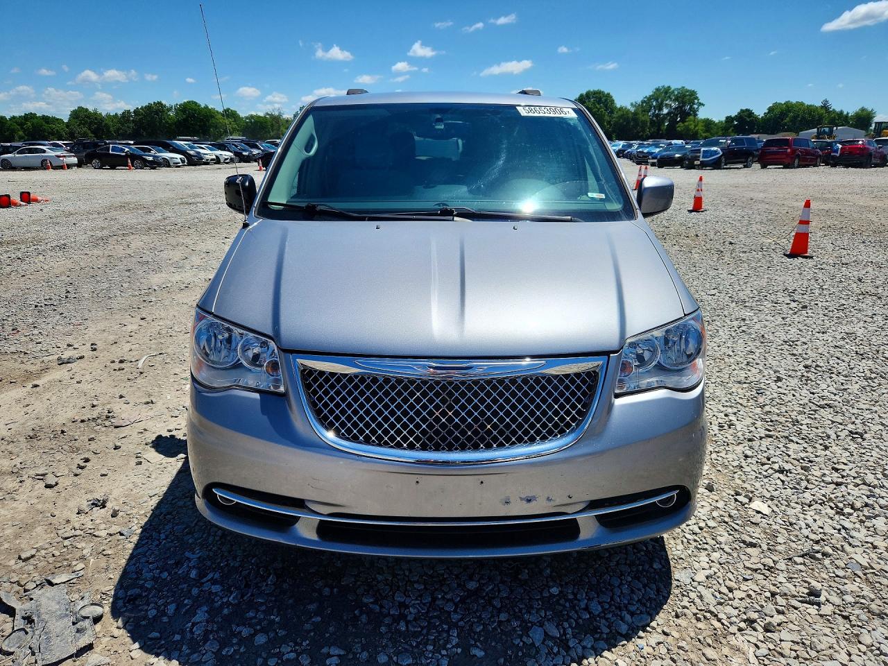 2015 Chrysler Town & Country Touring Silver vin: 2C4RC1BG7FR711756