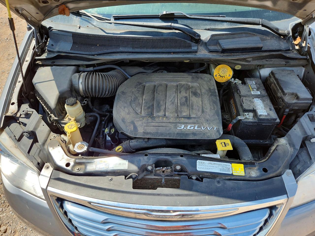 2015 Chrysler Town & Country Touring Silver vin: 2C4RC1BG7FR751531