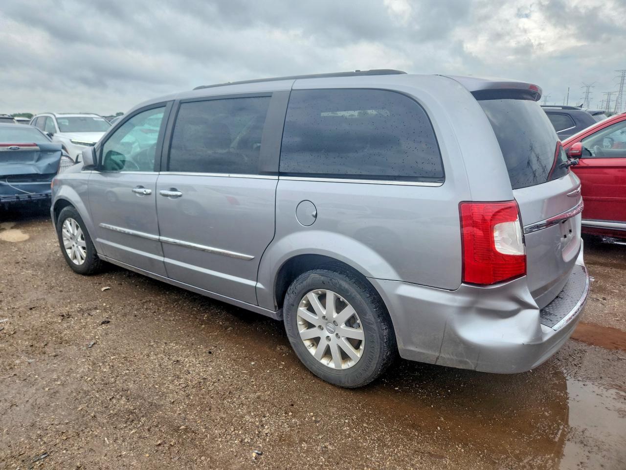 2015 Chrysler Town & Country Touring Silver vin: 2C4RC1BG7FR752811